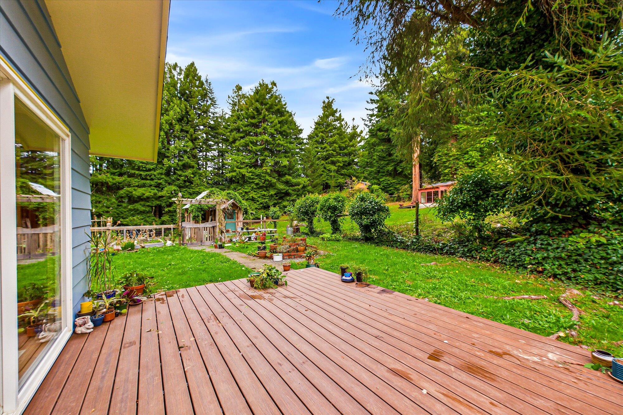 5131 Woodland Way