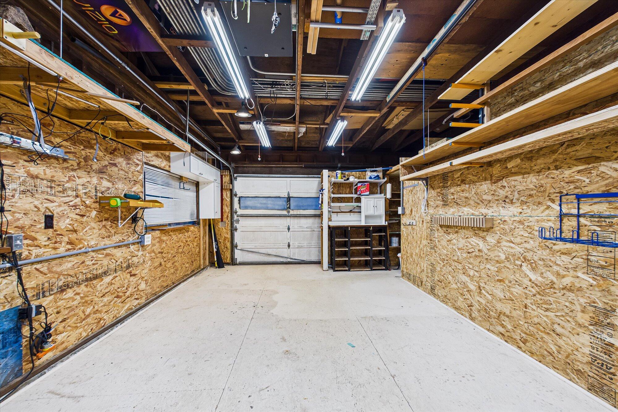 5131 Woodland Way