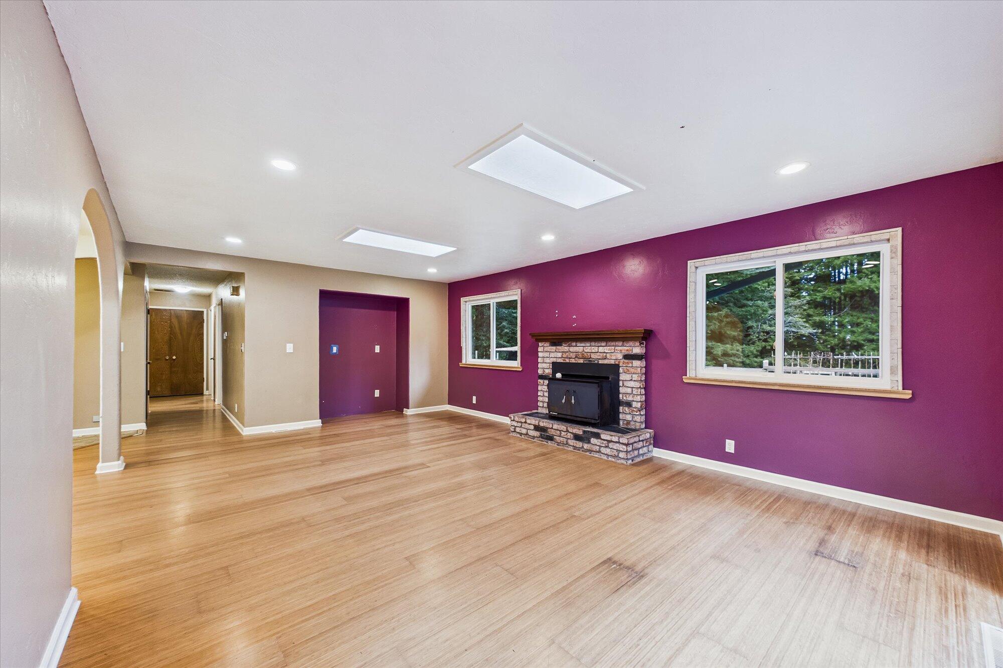 5131 Woodland Way