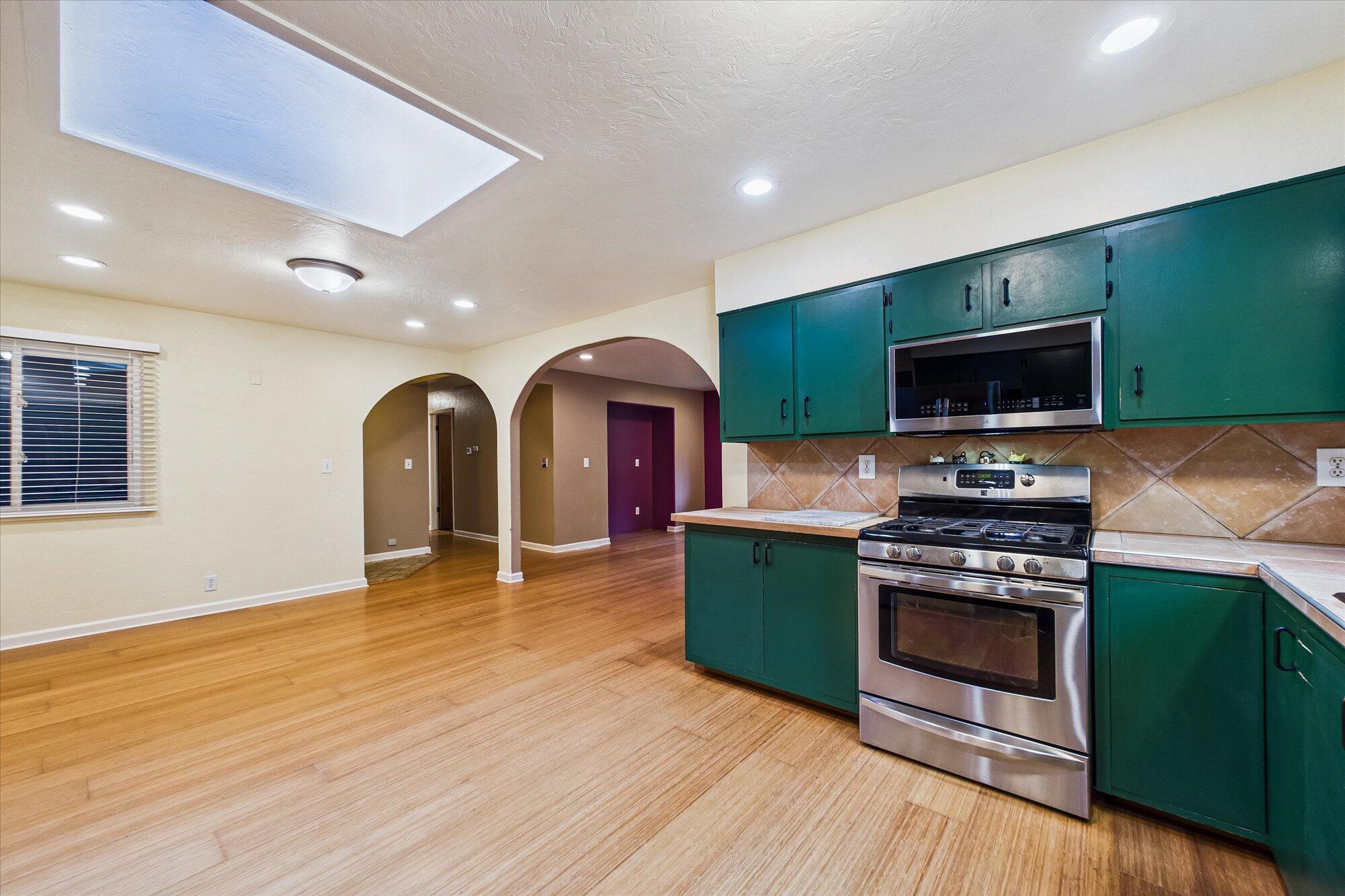 5131 Woodland Way