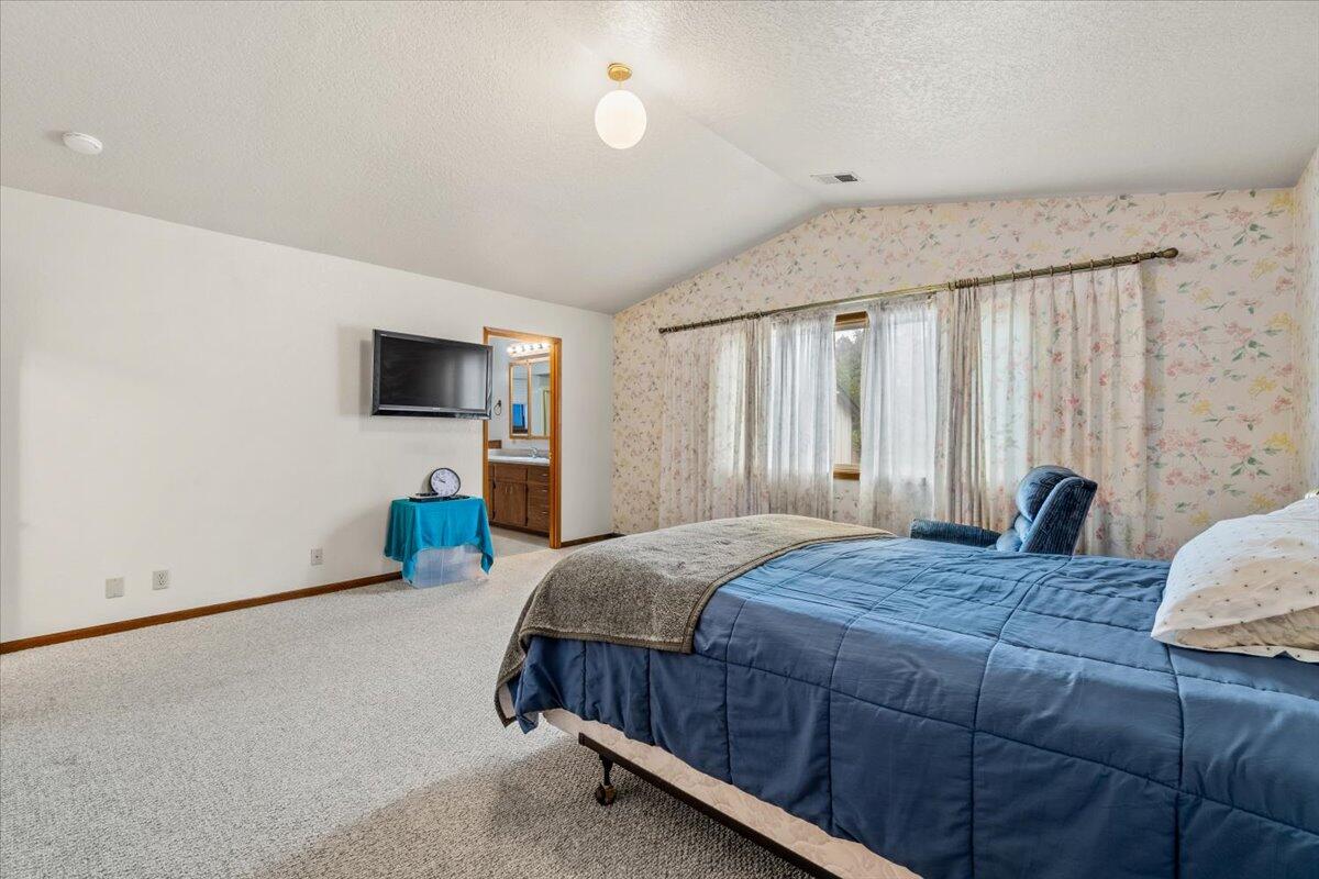 1450 Trails End Road