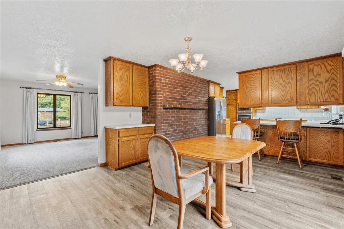 1450 Trails End Road