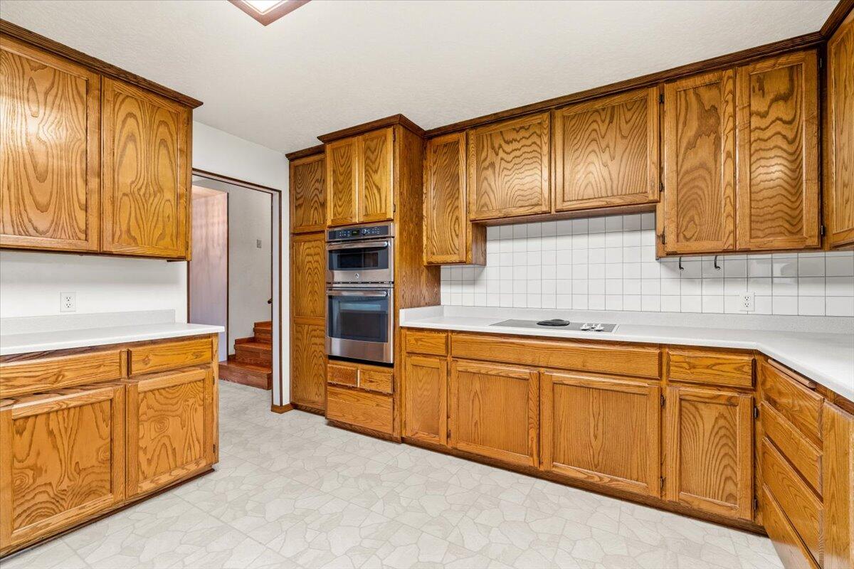 1450 Trails End Road