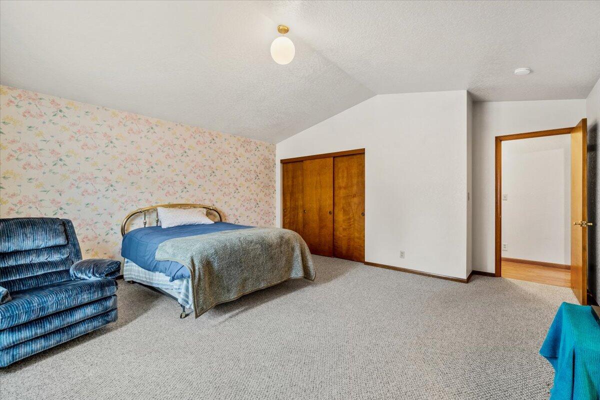 1450 Trails End Road