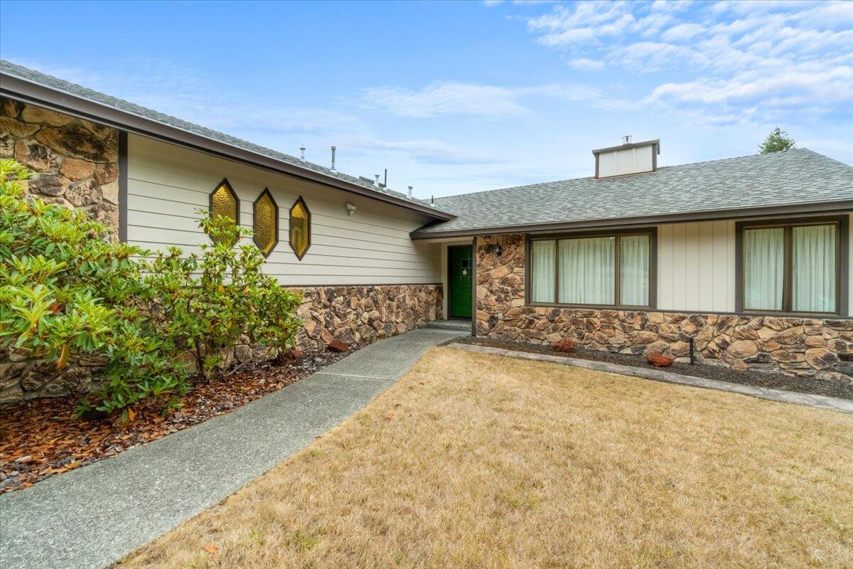 1450 Trails End Road