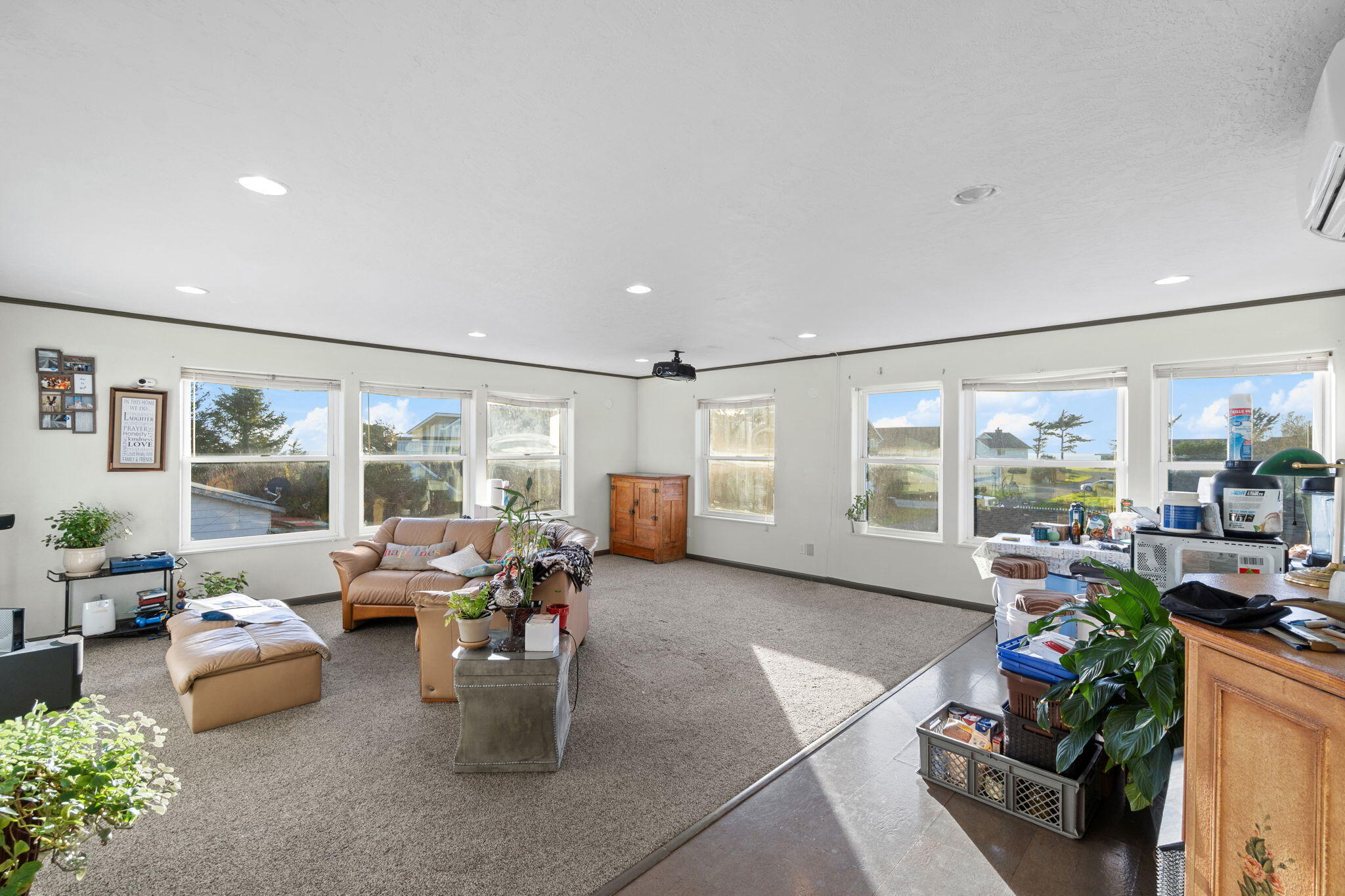 360 Grand Avenue