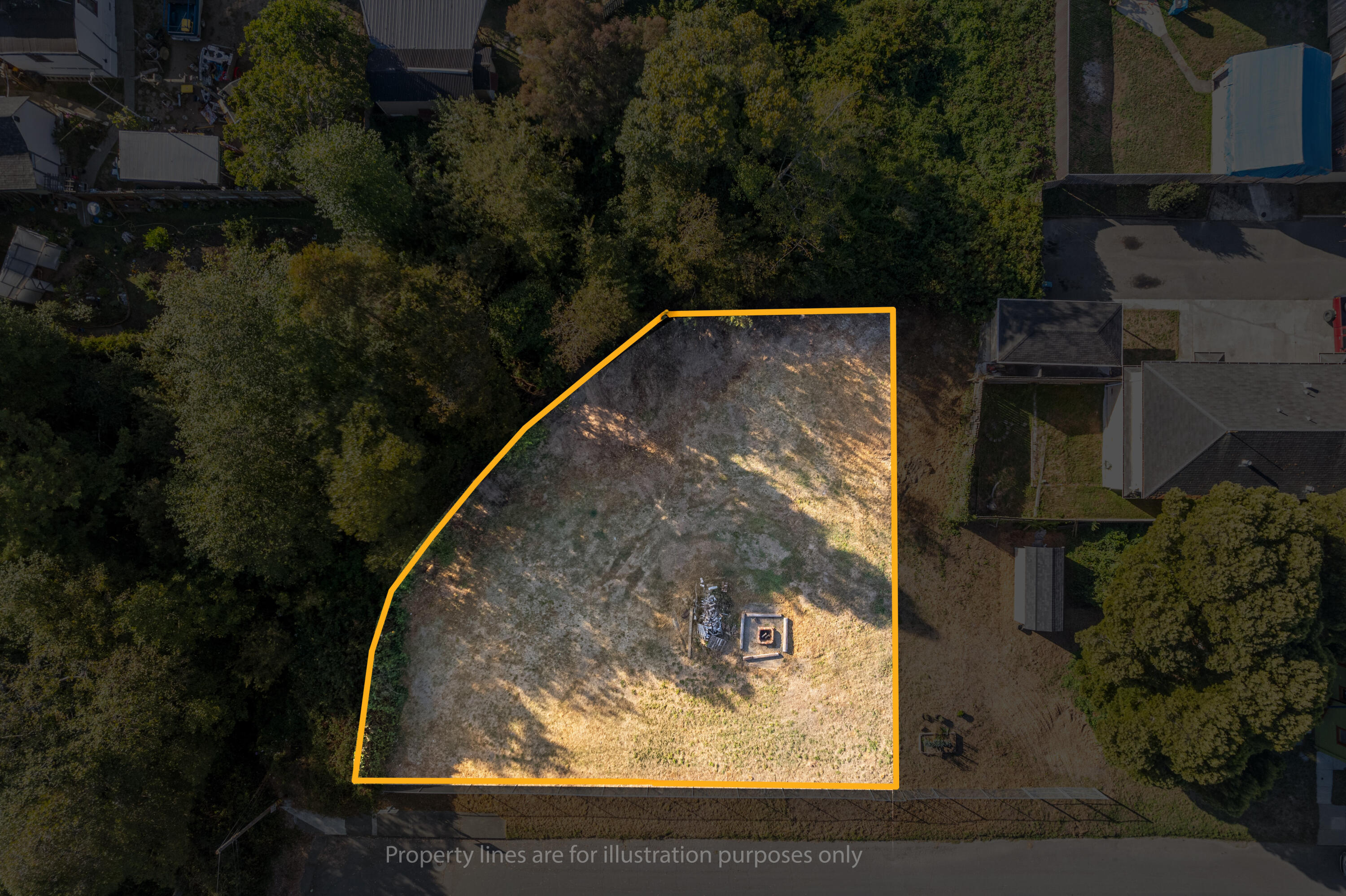 Lot B 10th Street