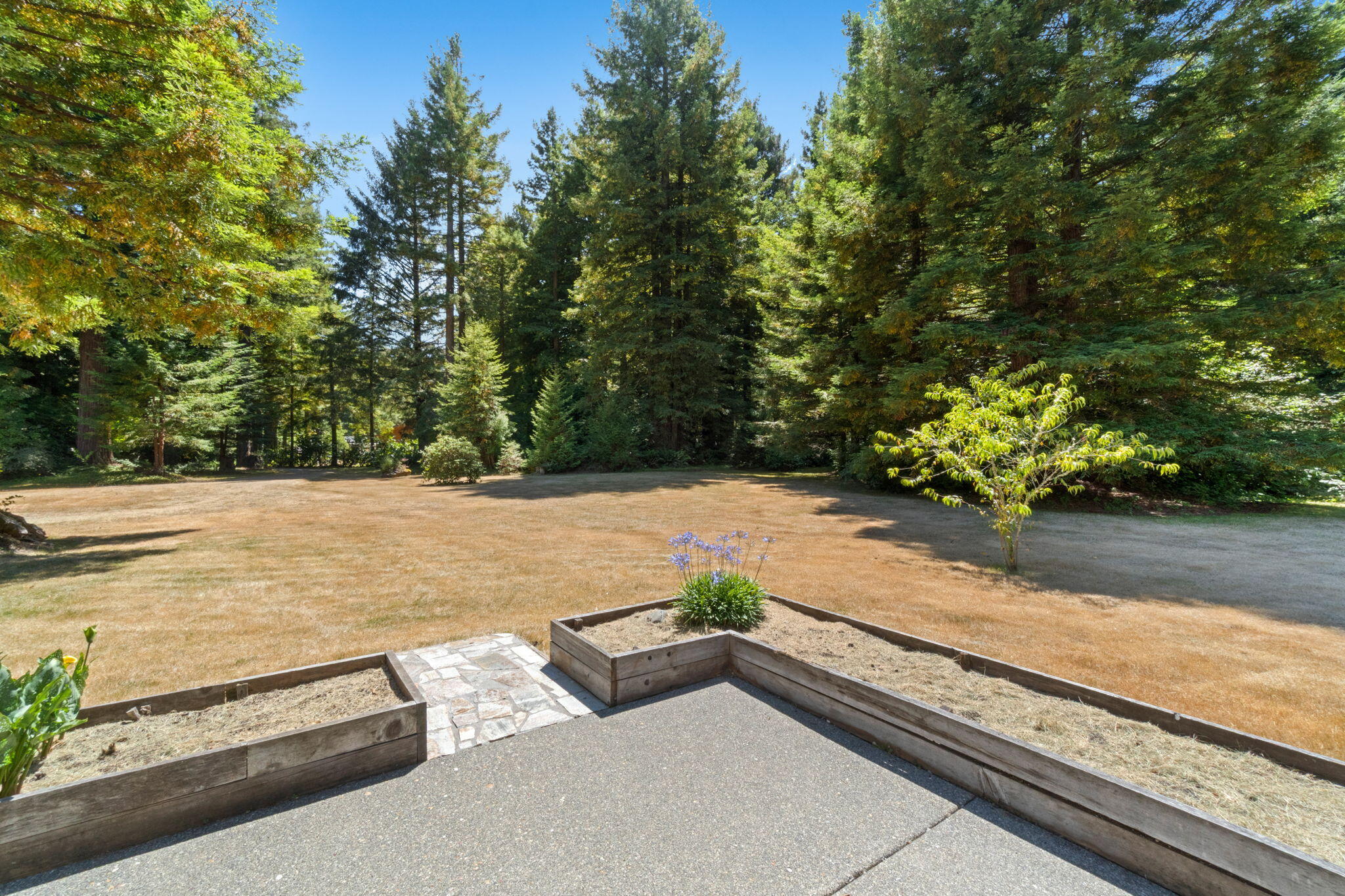 140 Red Robin Place