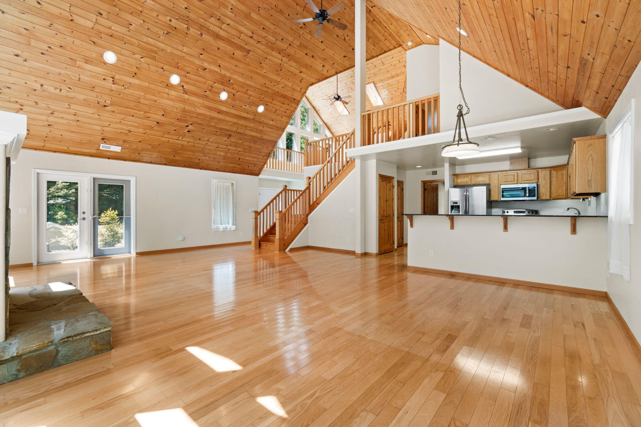 140 Red Robin Place