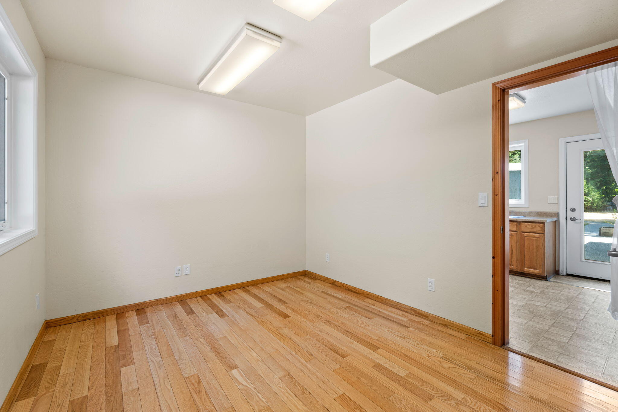 140 Red Robin Place