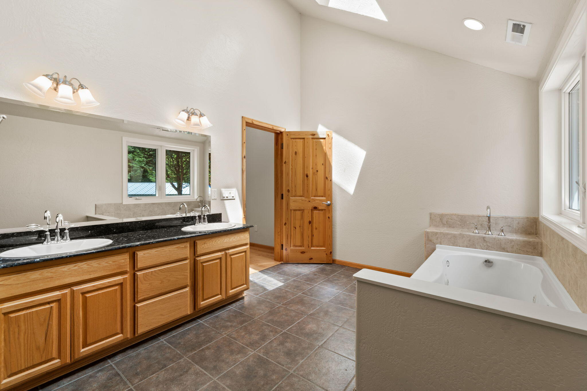140 Red Robin Place