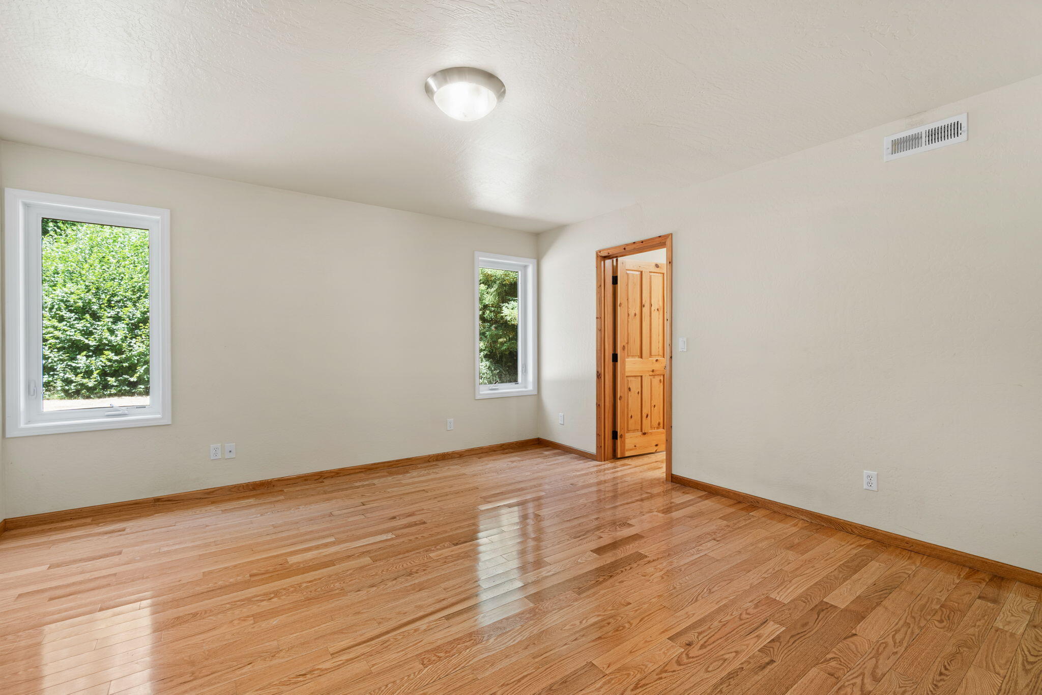 140 Red Robin Place