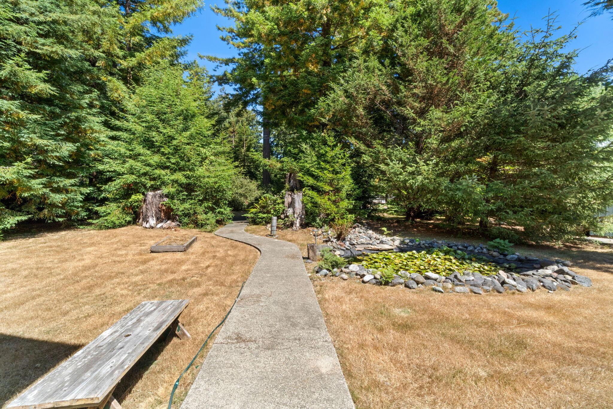 140 Red Robin Place