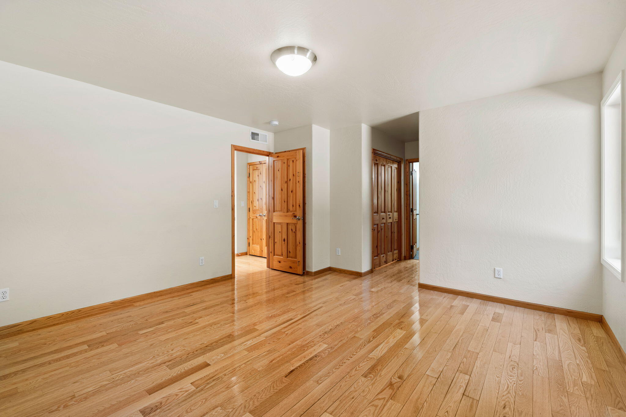 140 Red Robin Place