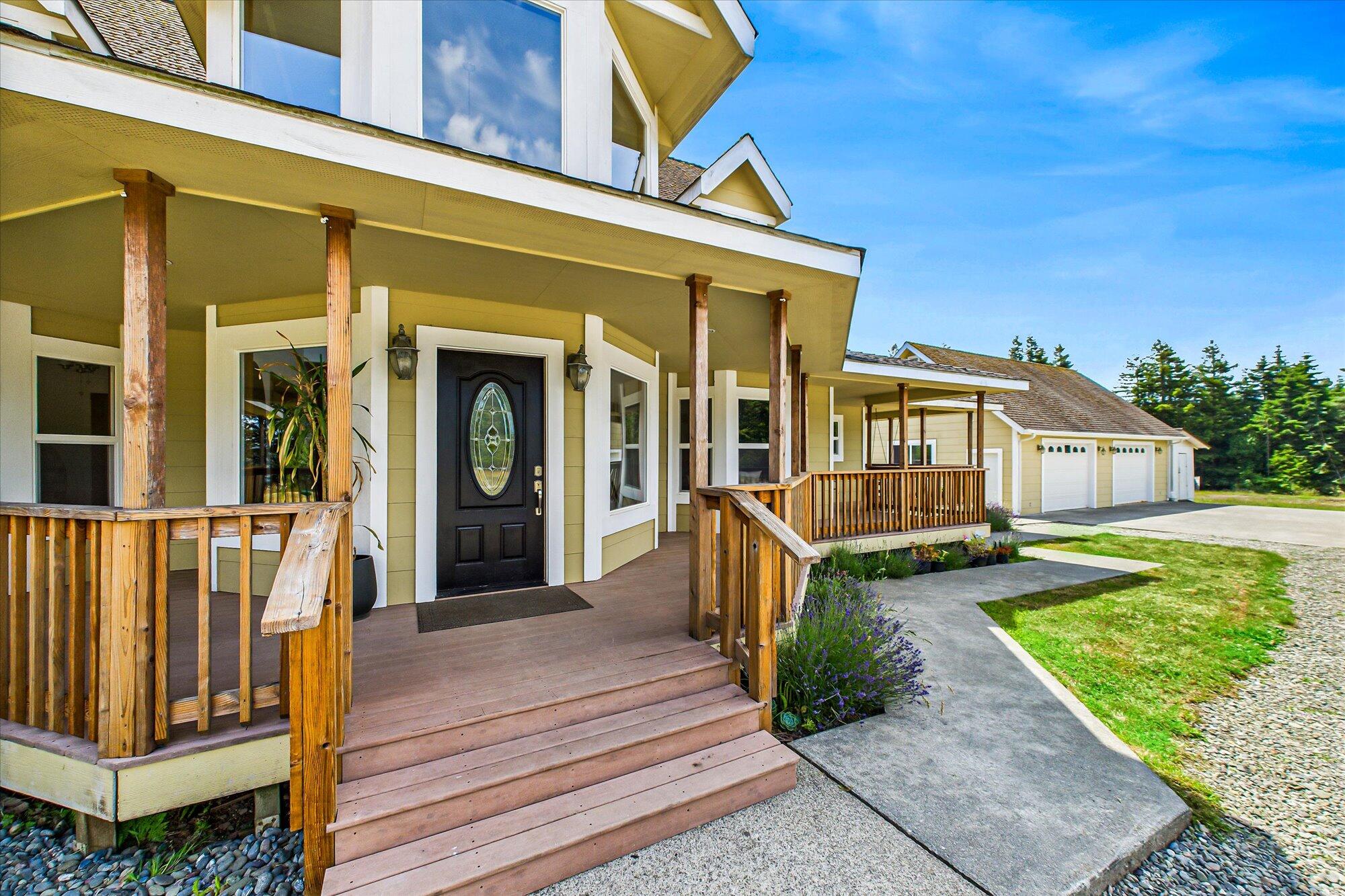 1150 Rio Vista Lane