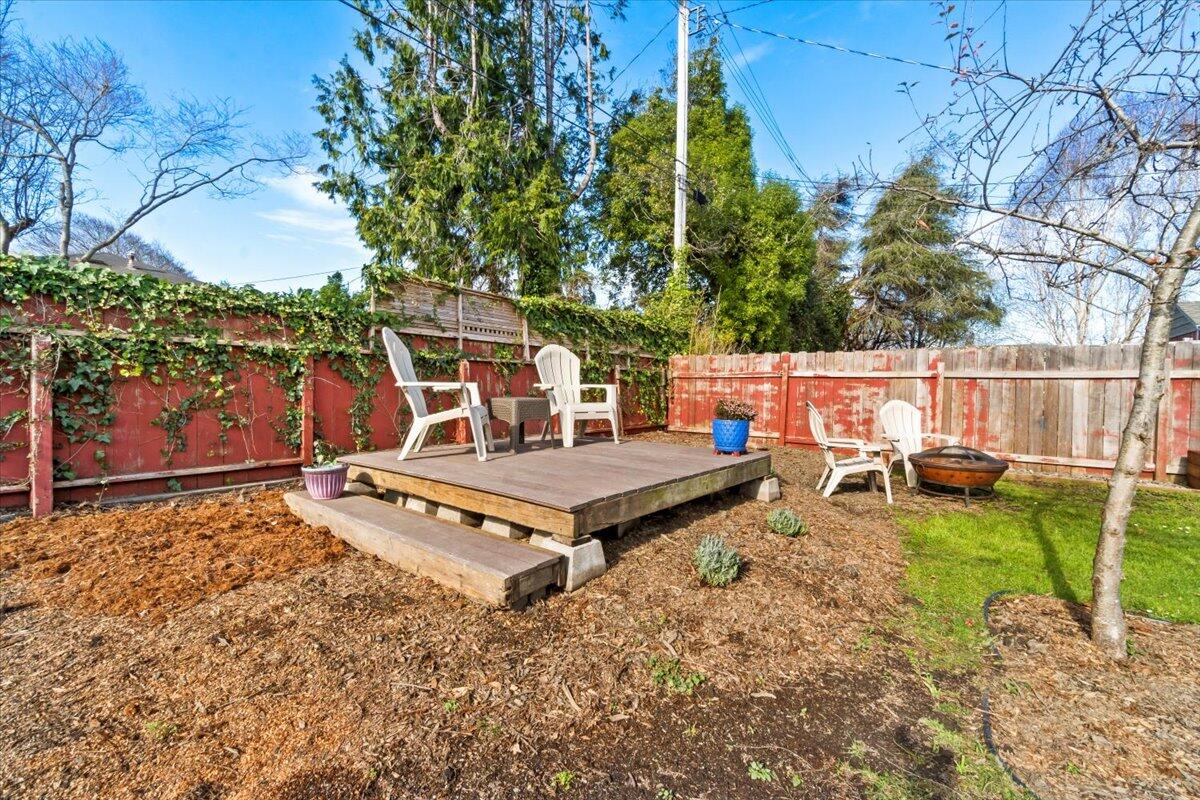 1131 Austin Way