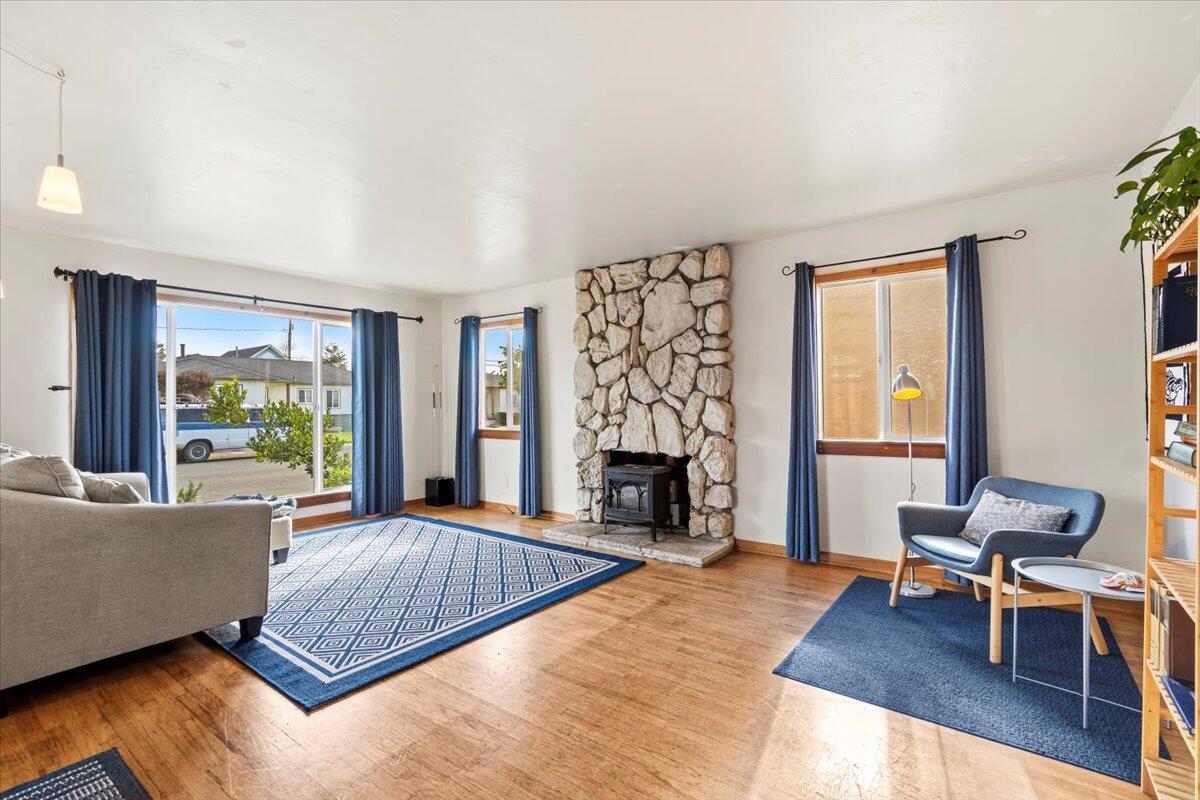 1131 Austin Way