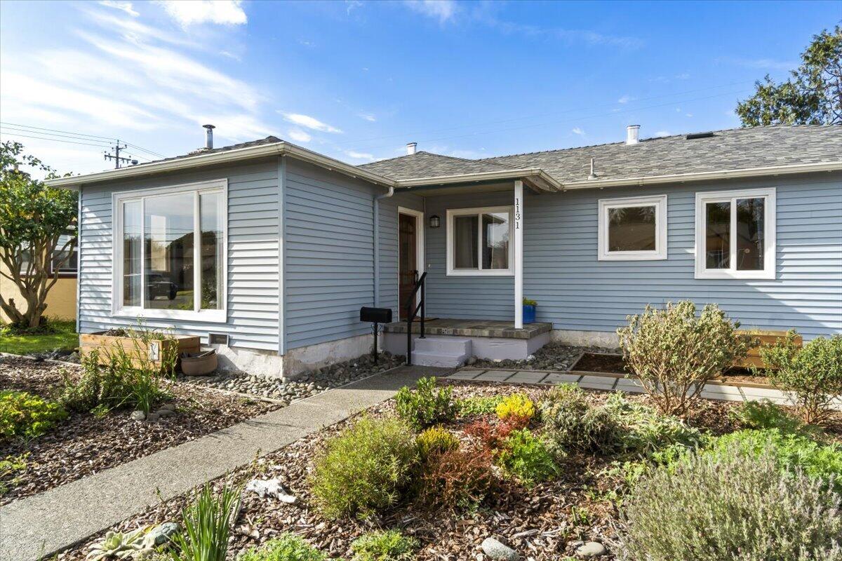 1131 Austin Way