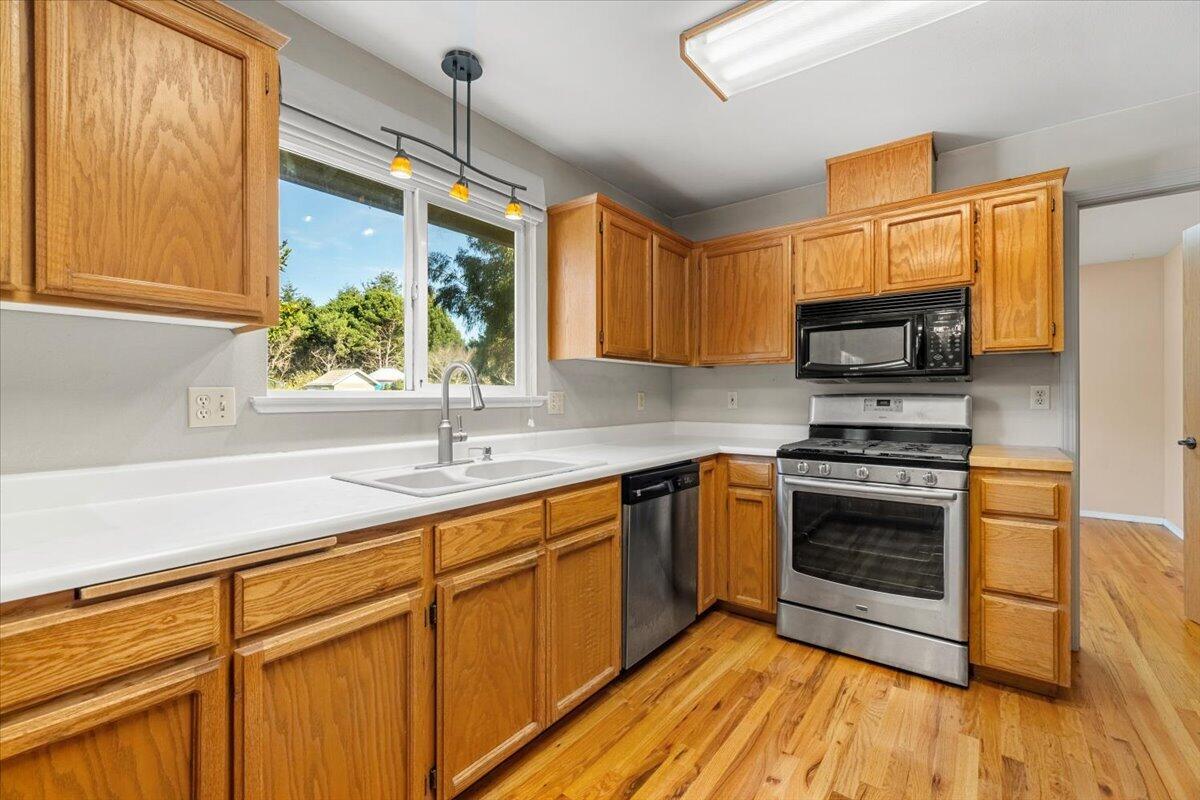 1645 Prarie Hawke Court