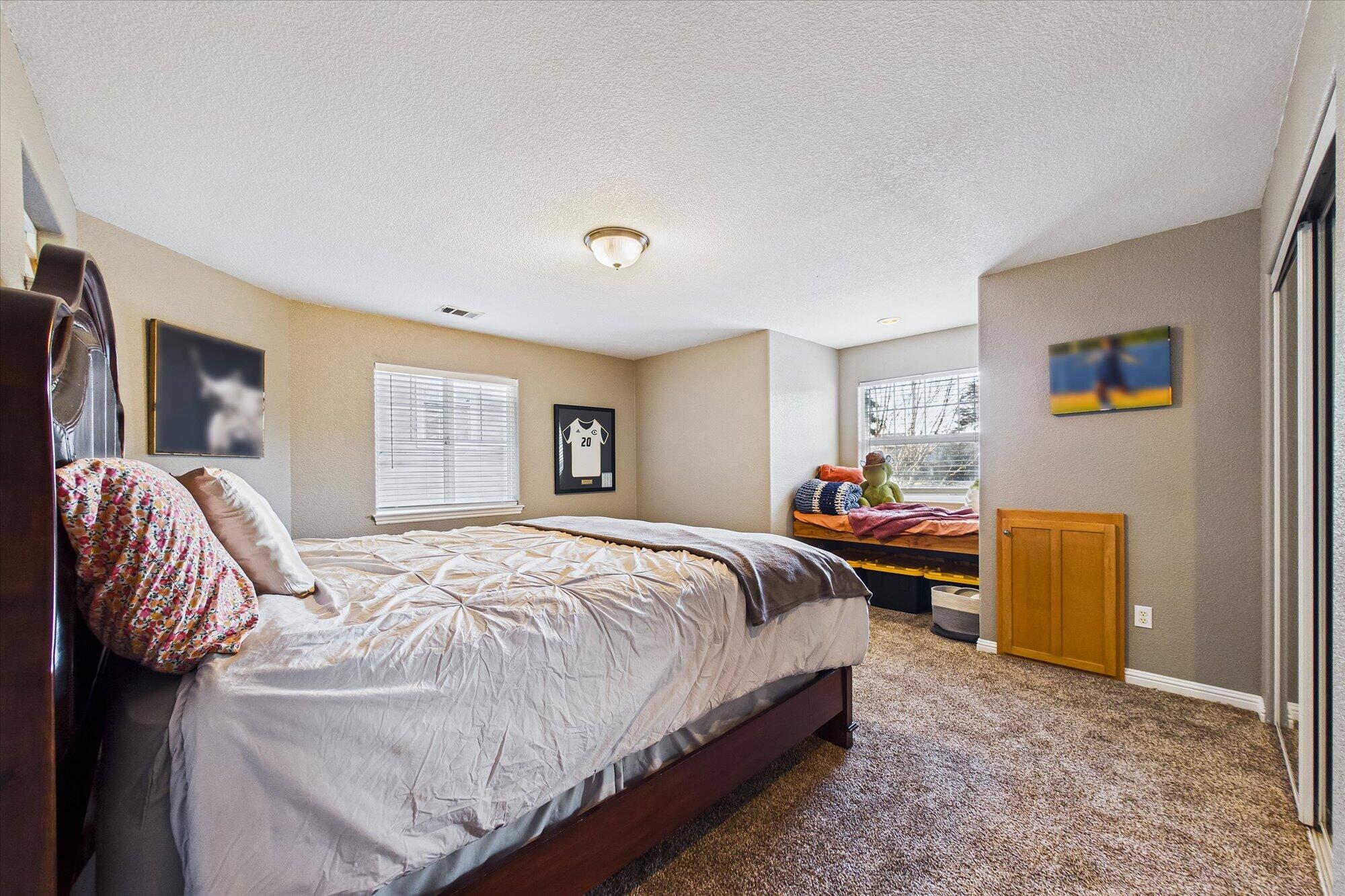 3945 Davis Court