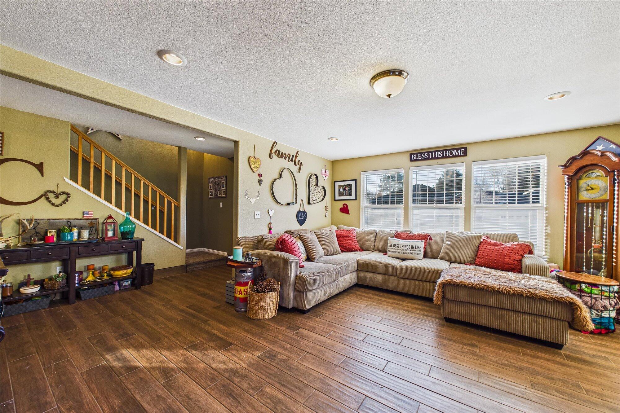 3945 Davis Court
