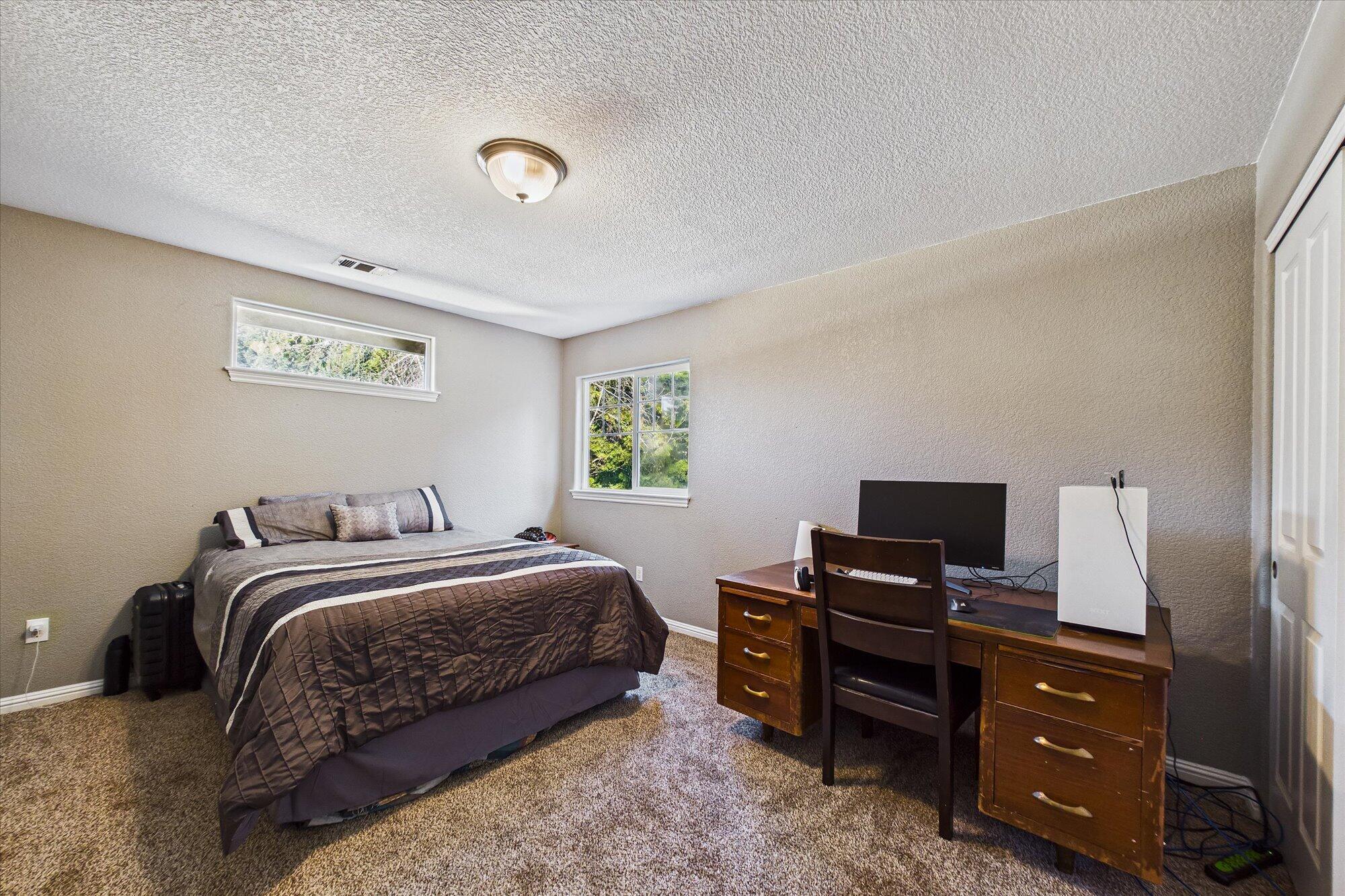 3945 Davis Court