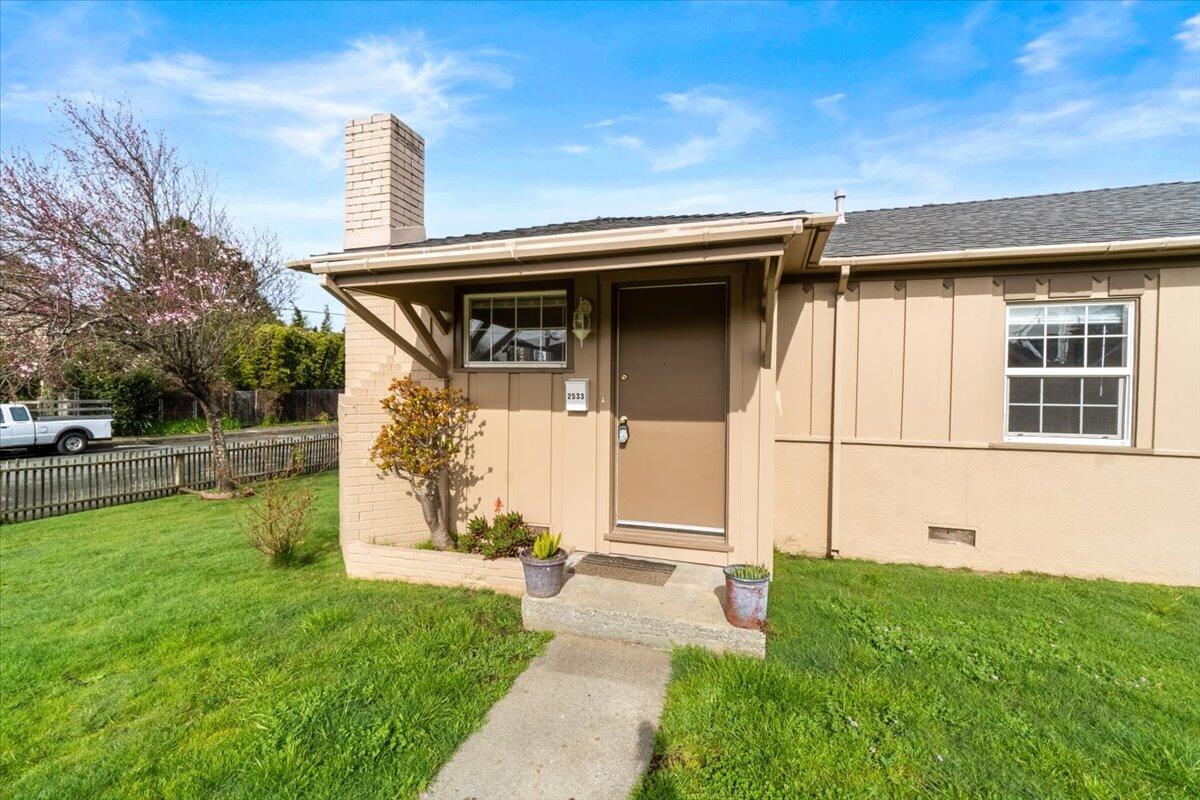 2533 Garland Street