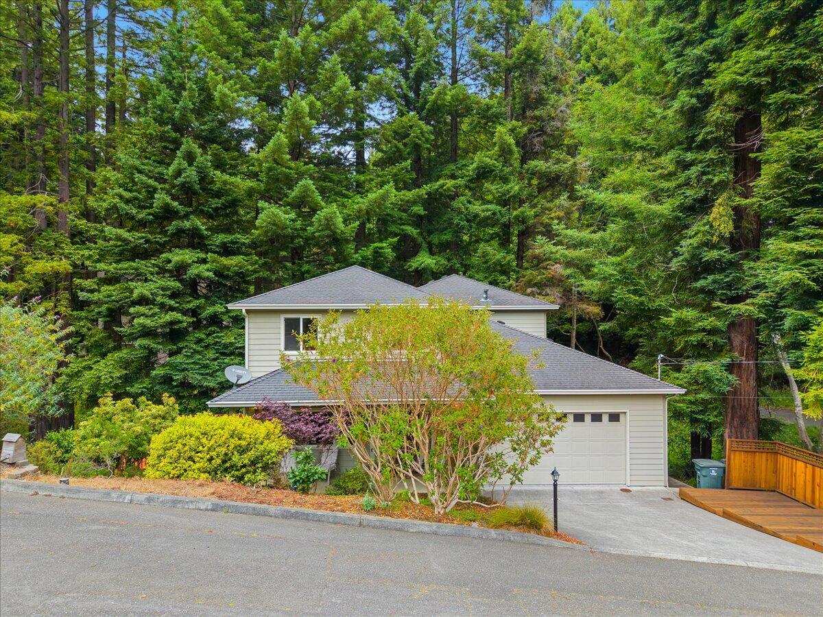 2227 Wood Street