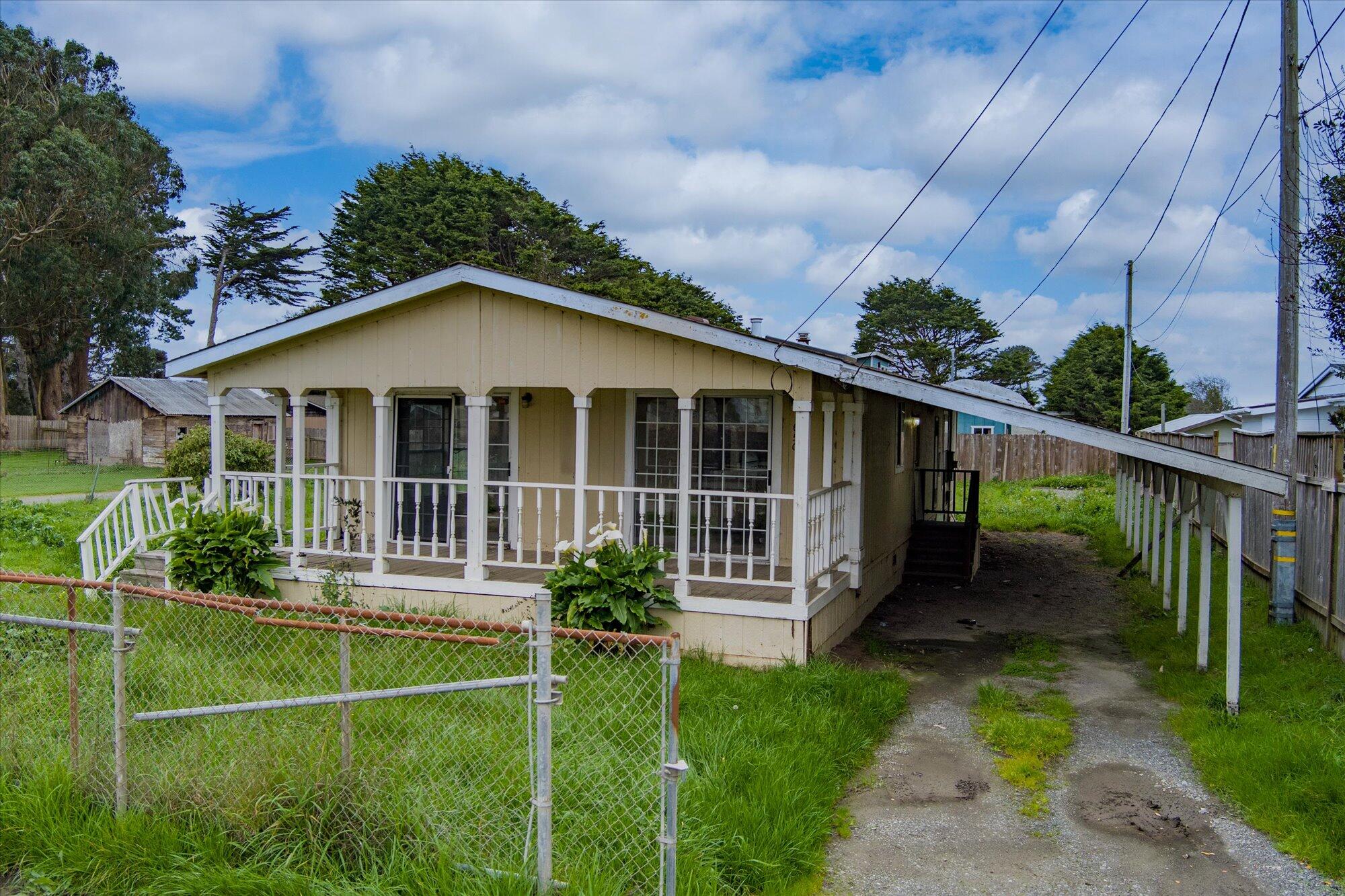 1650 Bird Avenue, McKinleyville