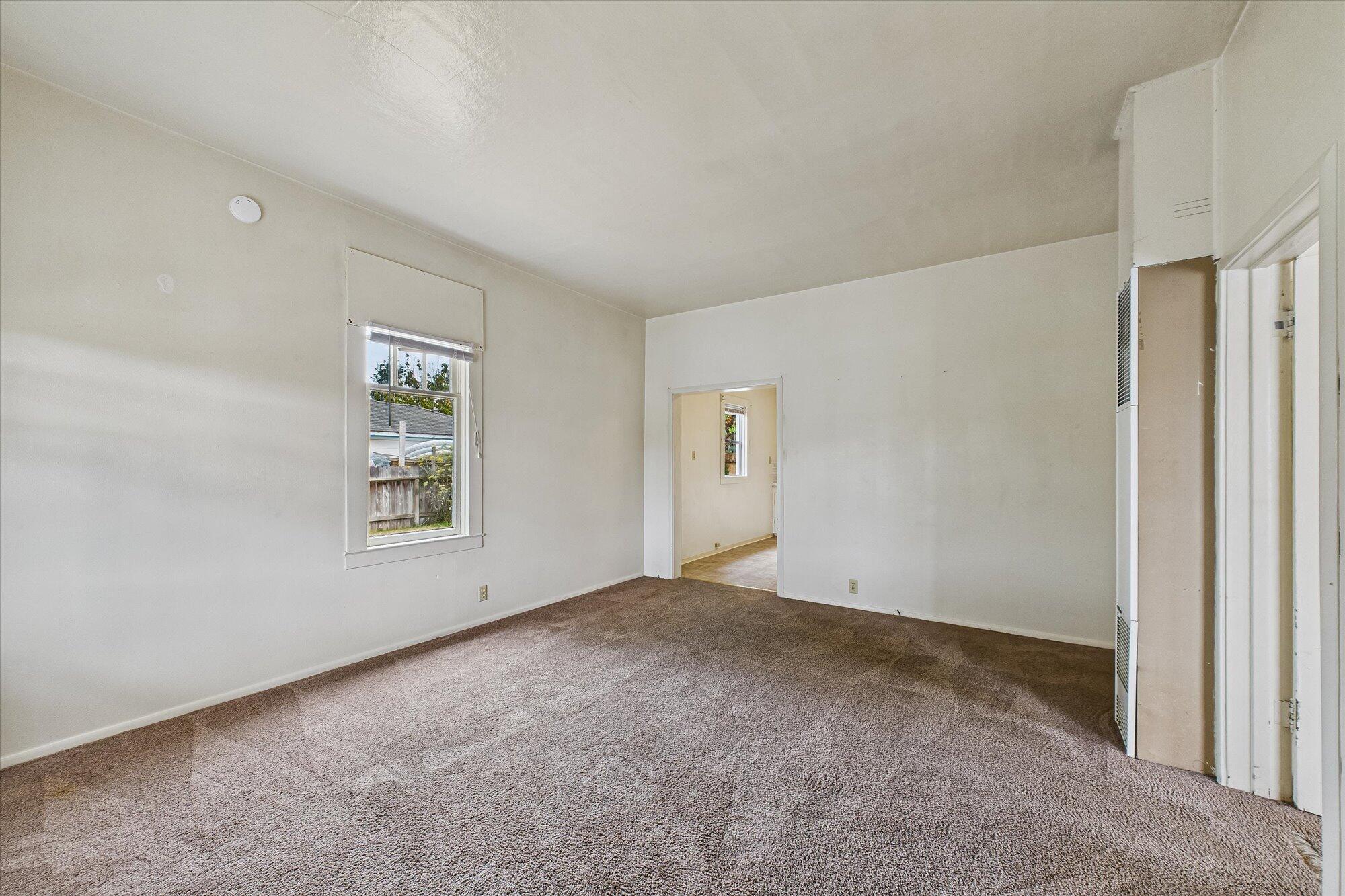 724 Henderson Street