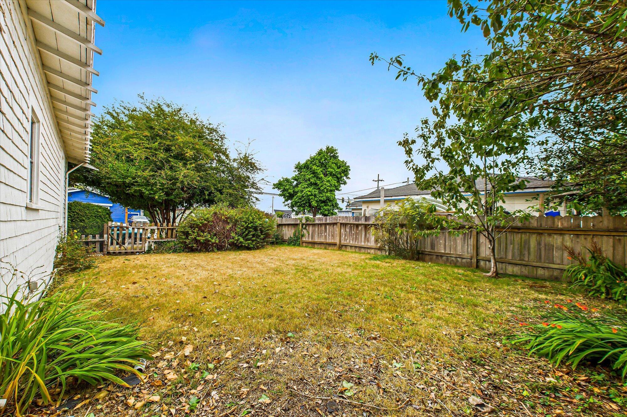 724 Henderson Street