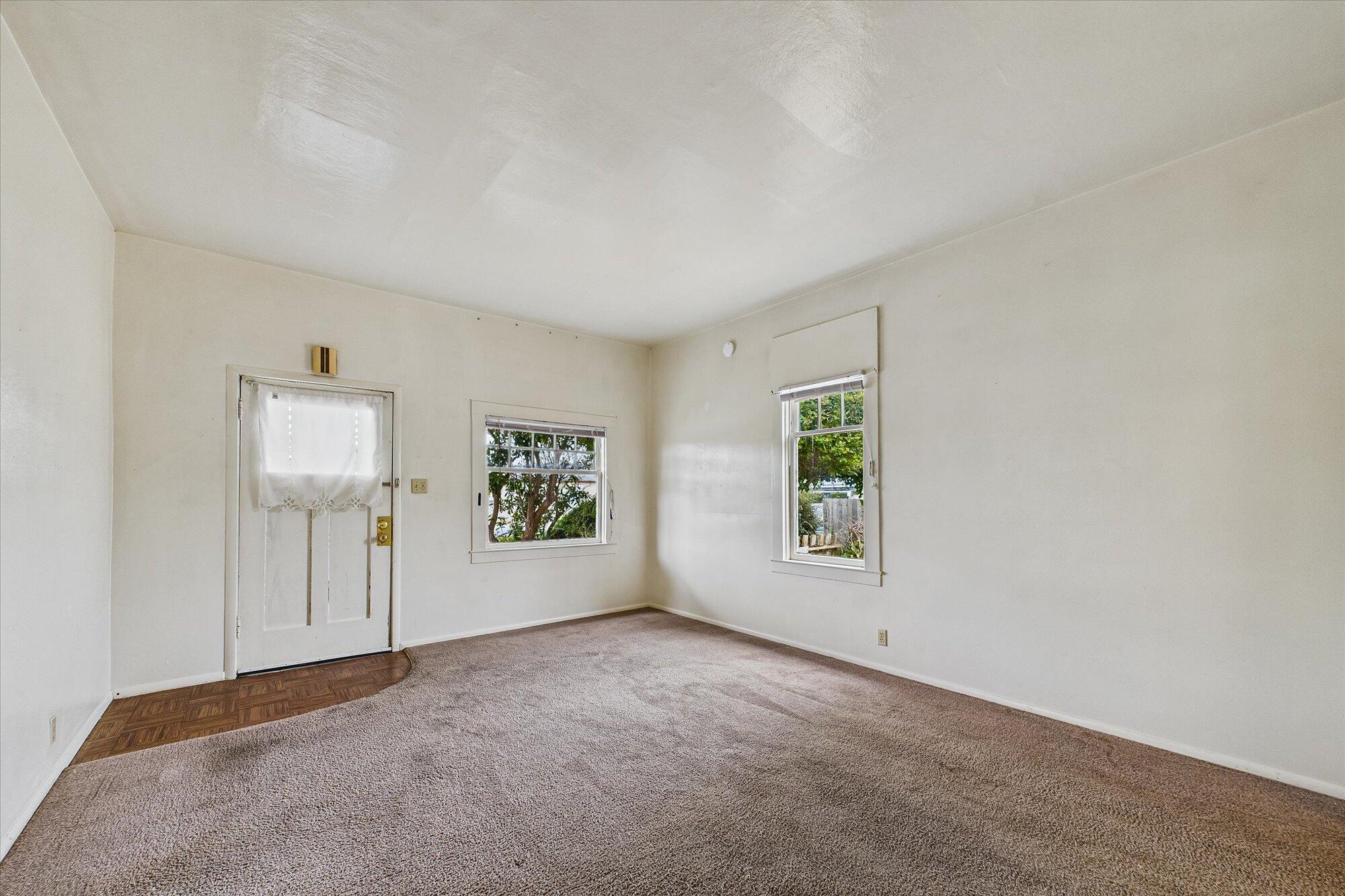 724 Henderson Street