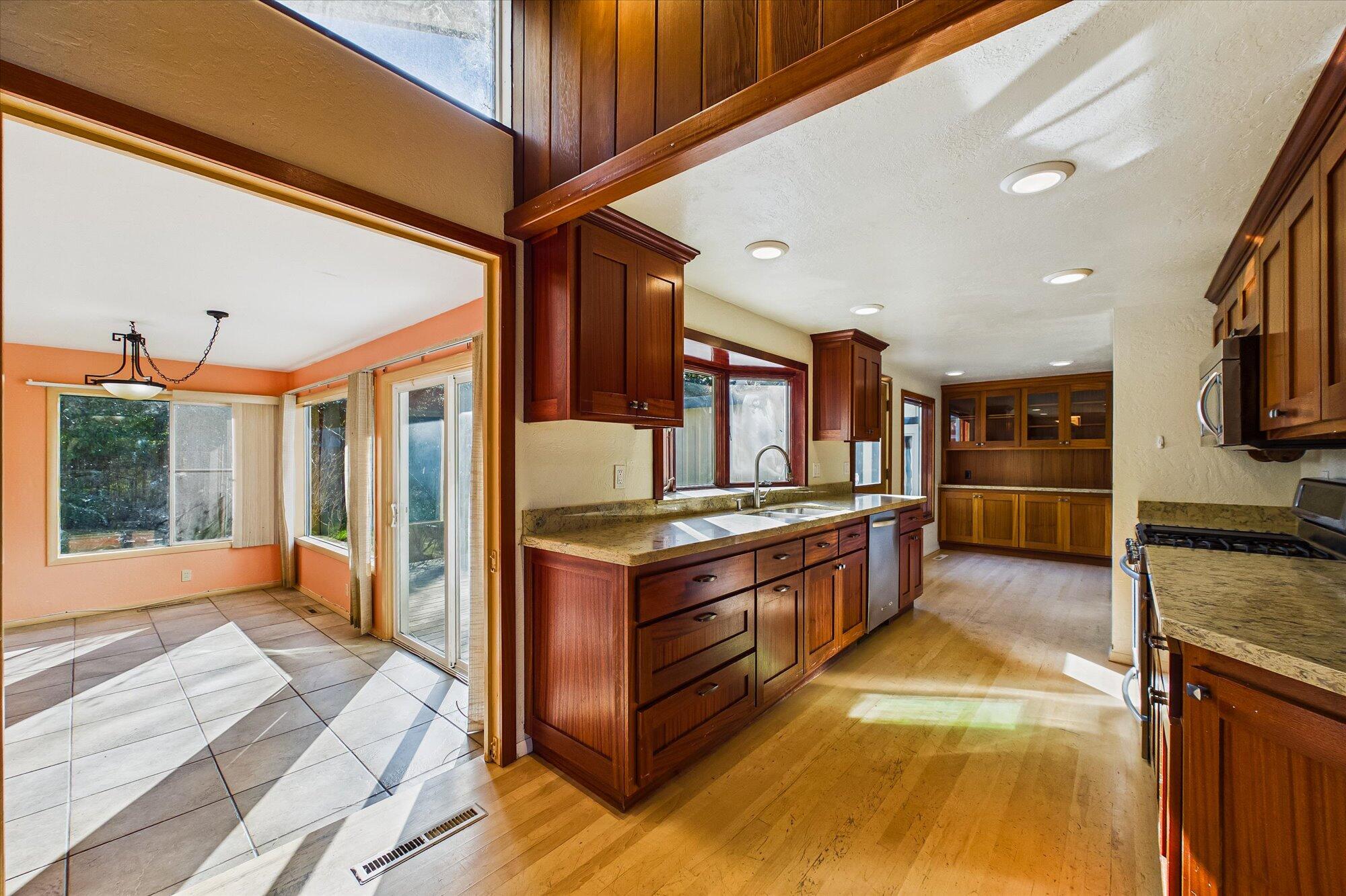 3010 Cedar Lane