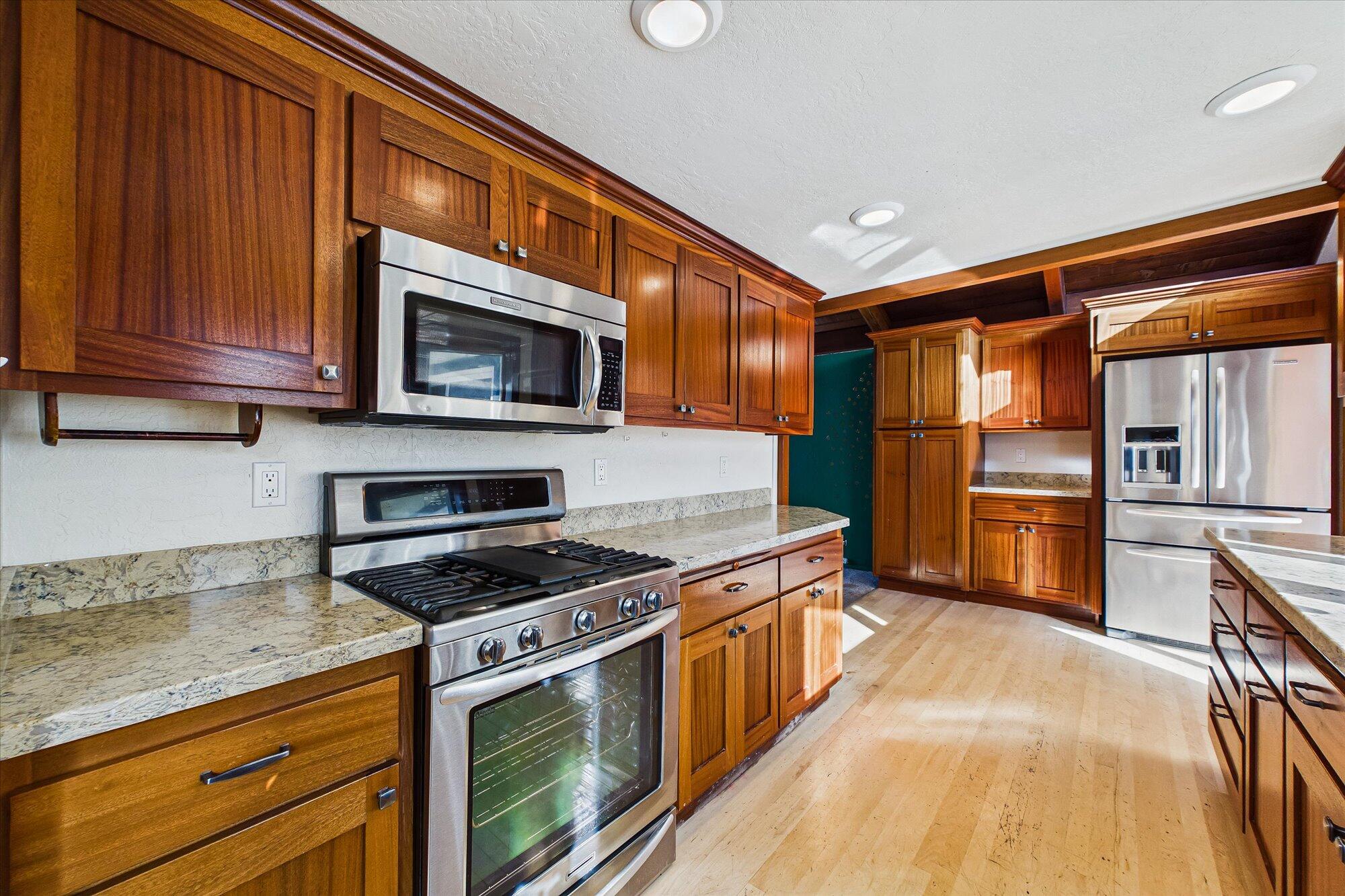 3010 Cedar Lane