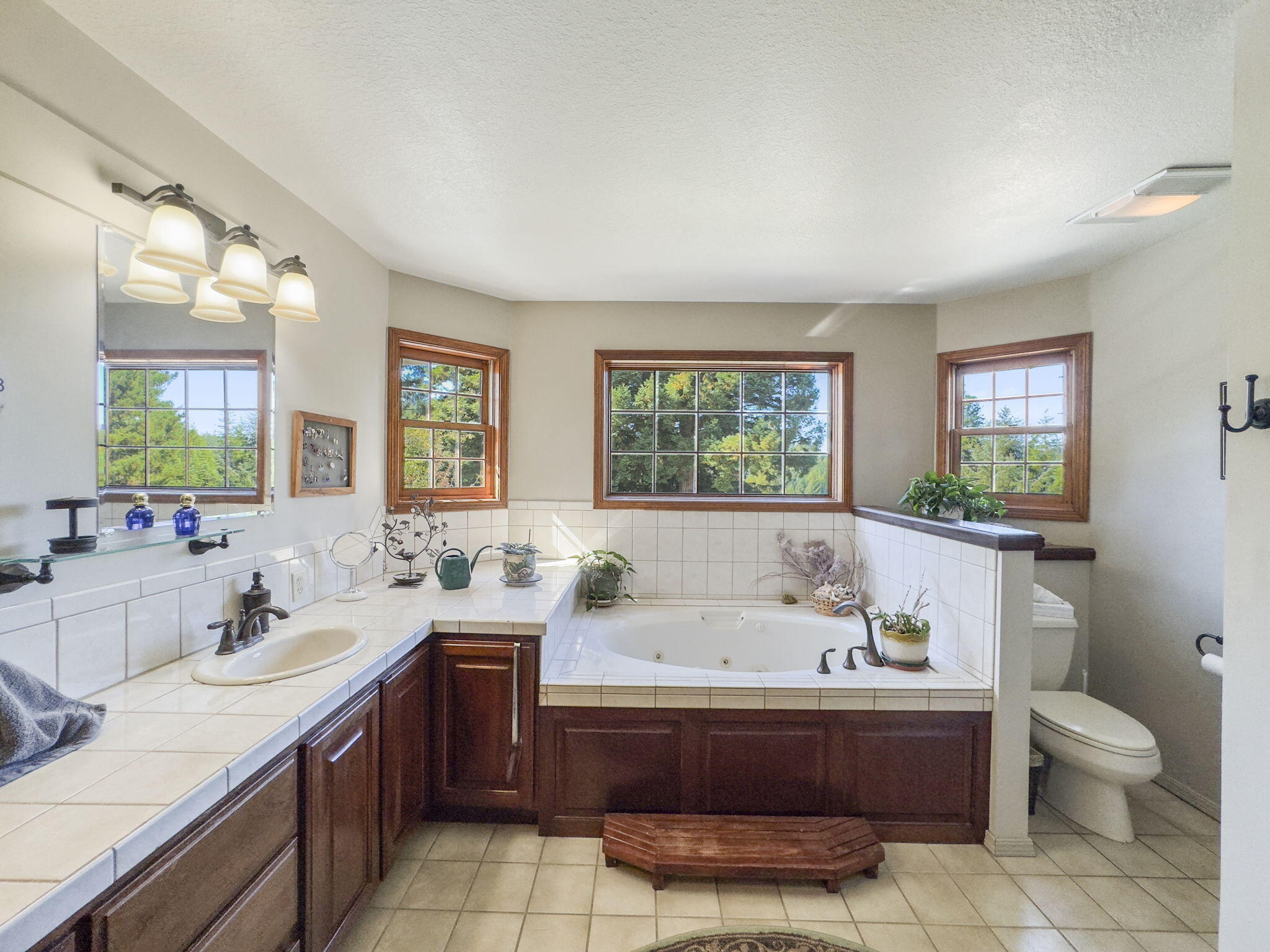 5686 Christine Drive
