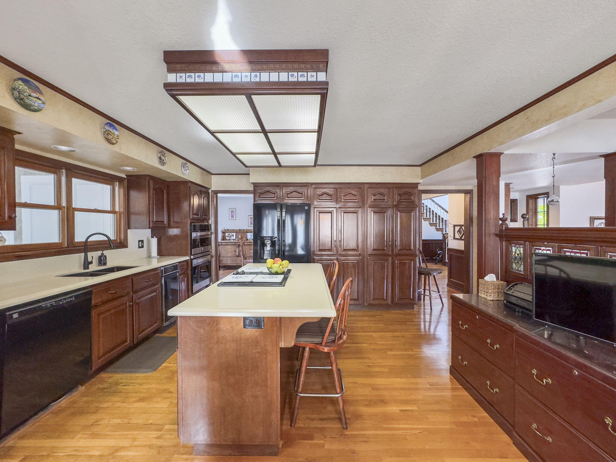 5686 Christine Drive