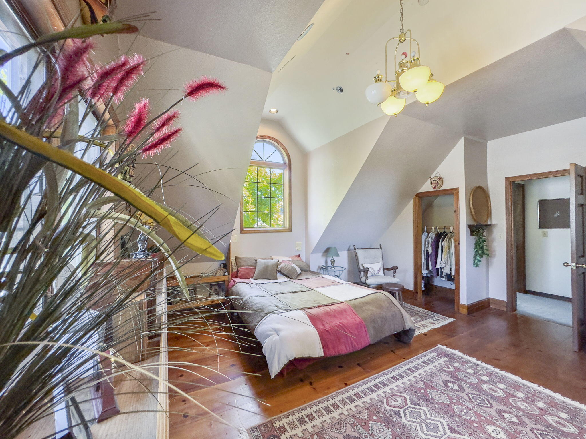 5686 Christine Drive