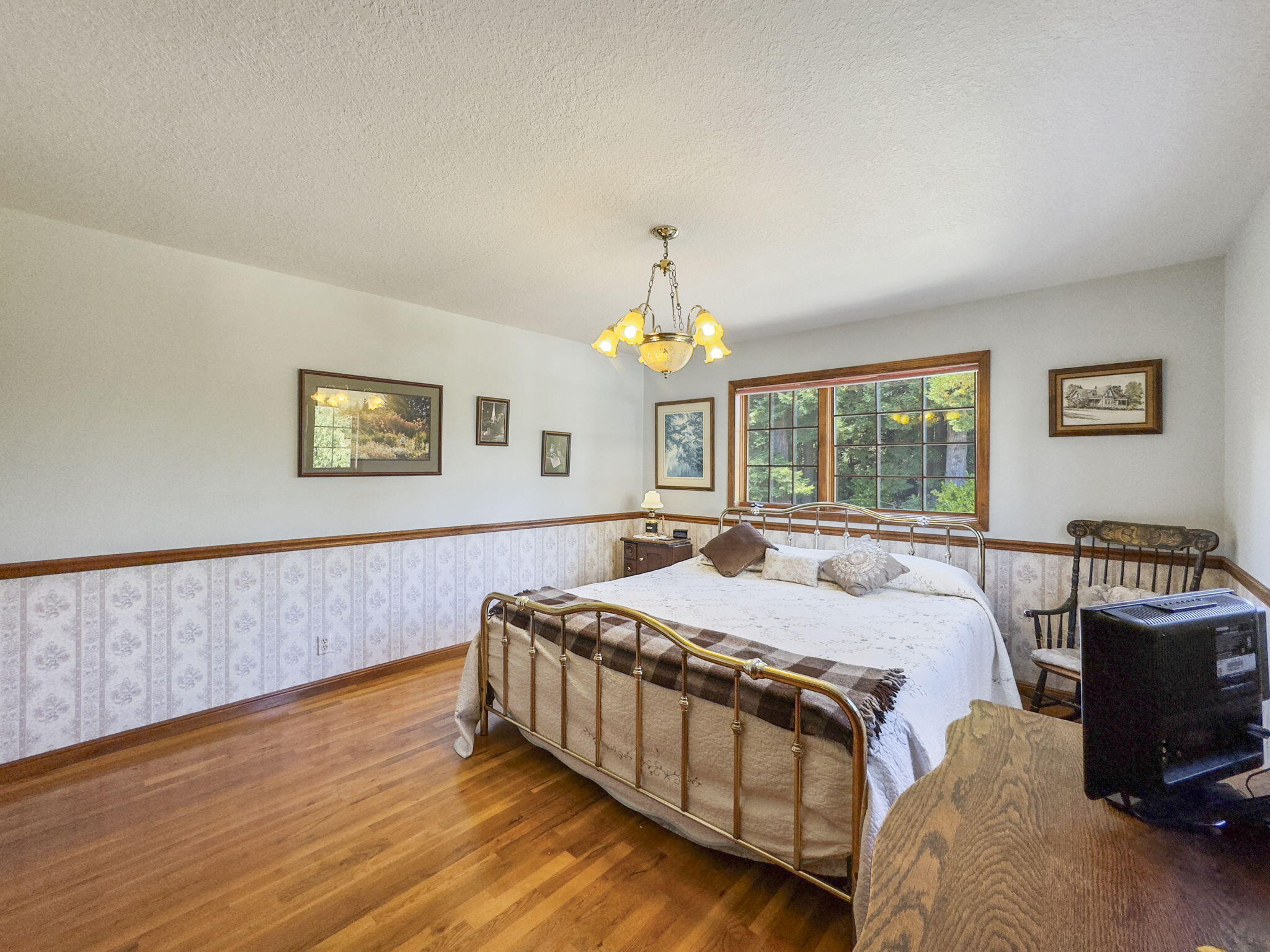 5686 Christine Drive