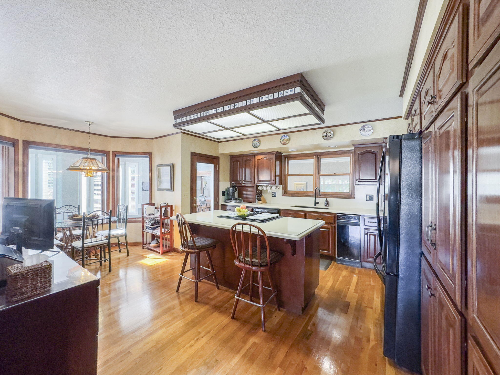 5686 Christine Drive