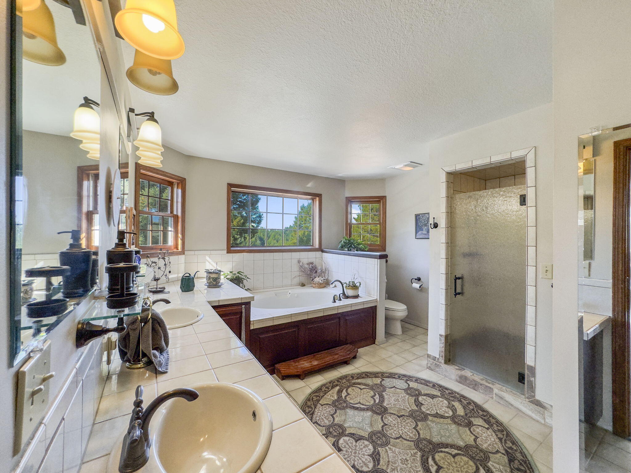 5686 Christine Drive