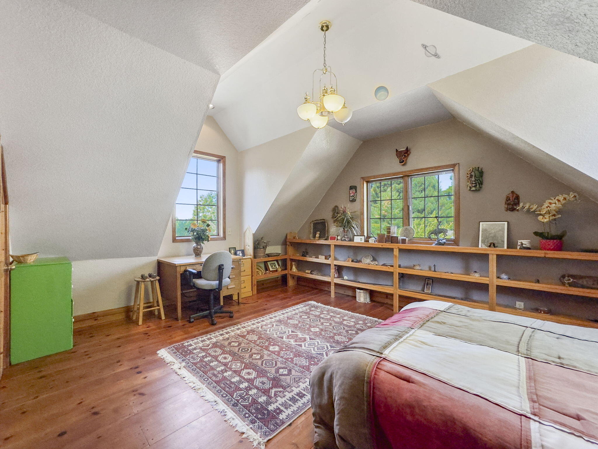 5686 Christine Drive