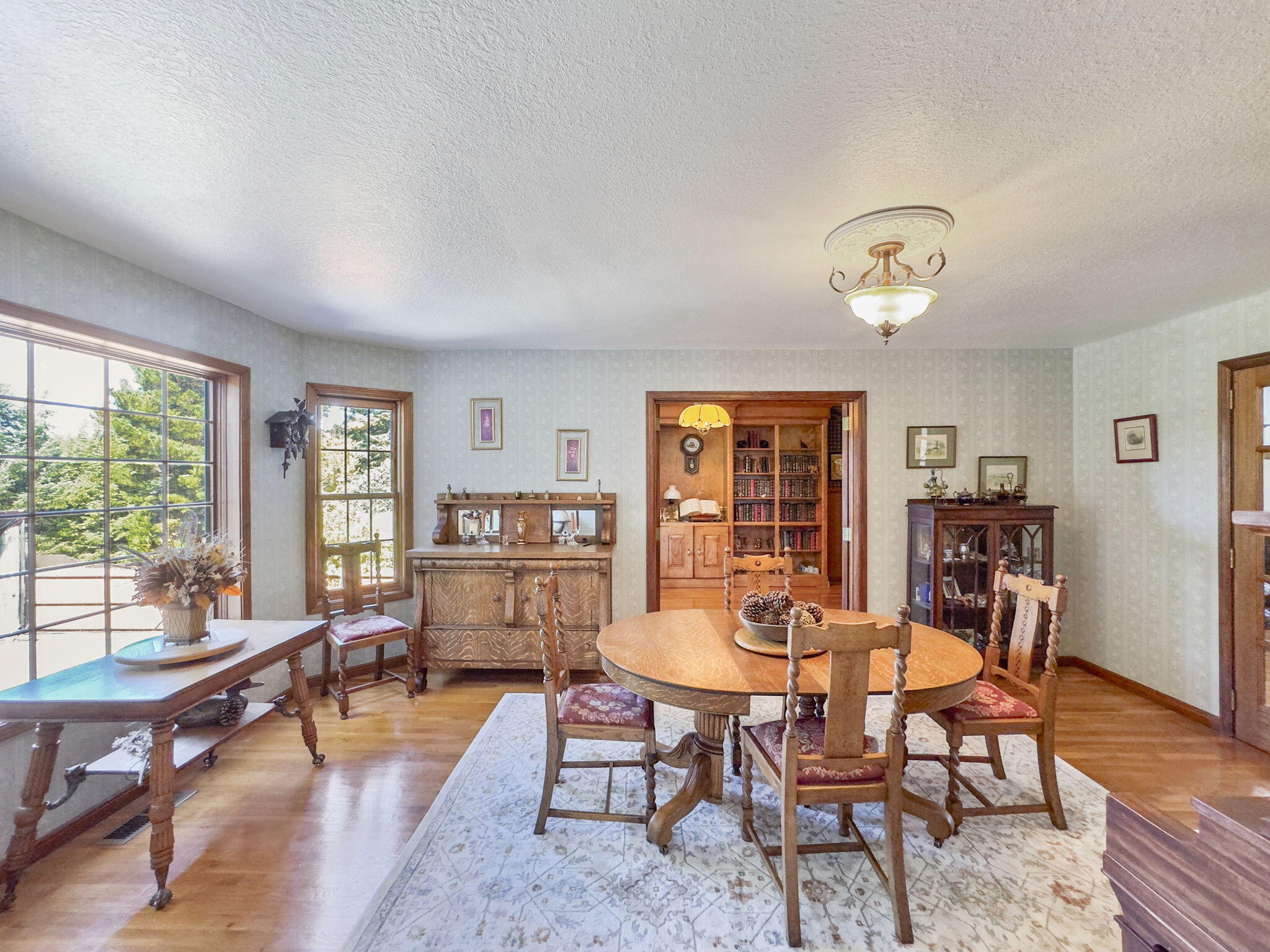 5686 Christine Drive