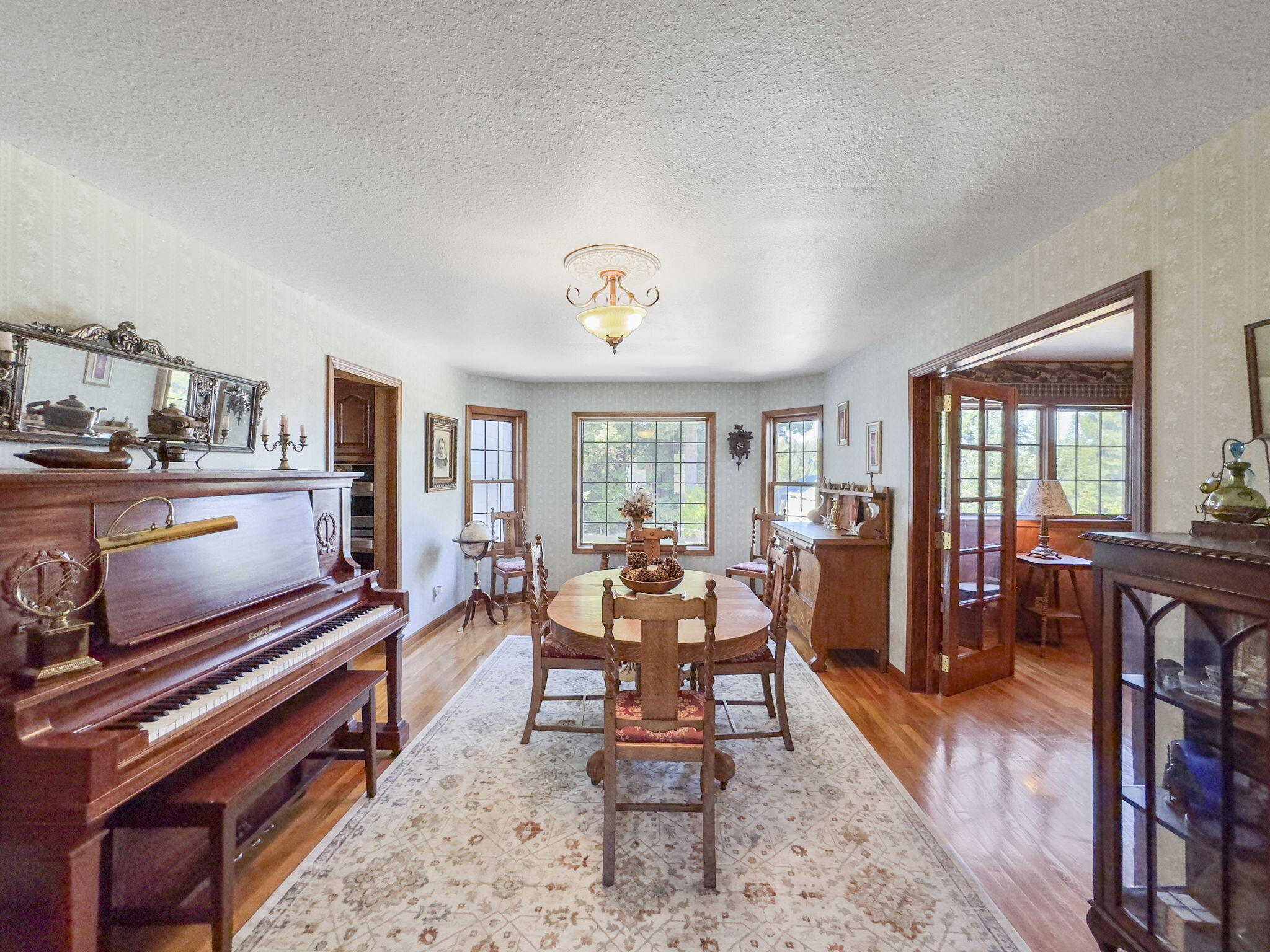 5686 Christine Drive