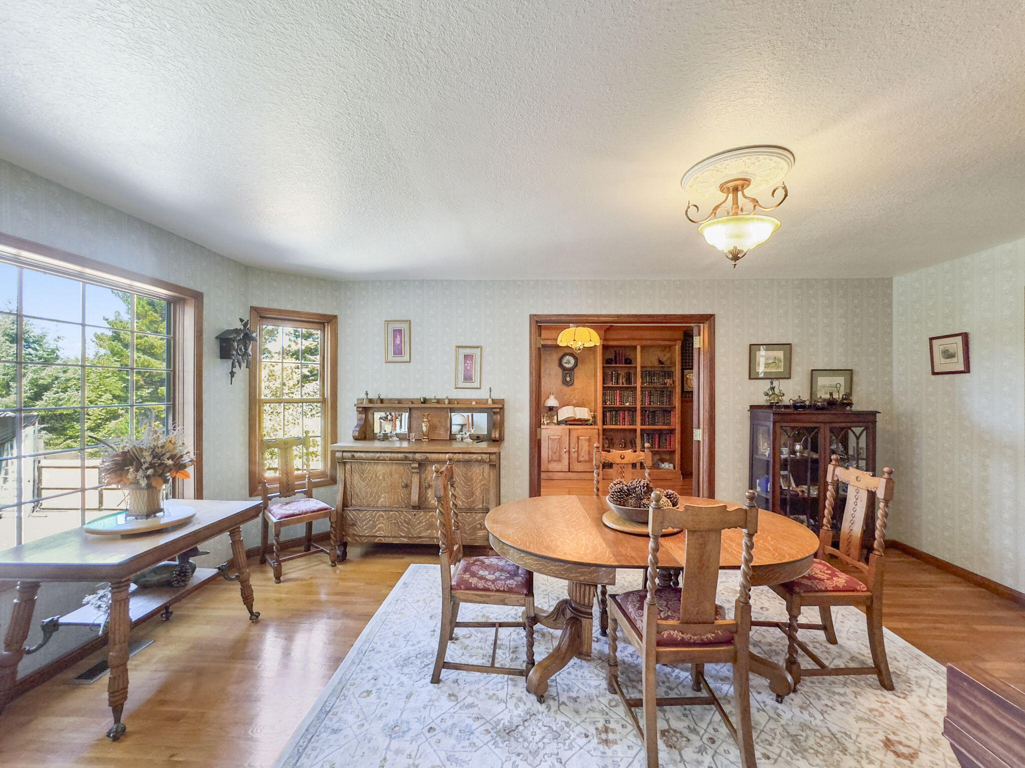 5686 Christine Drive