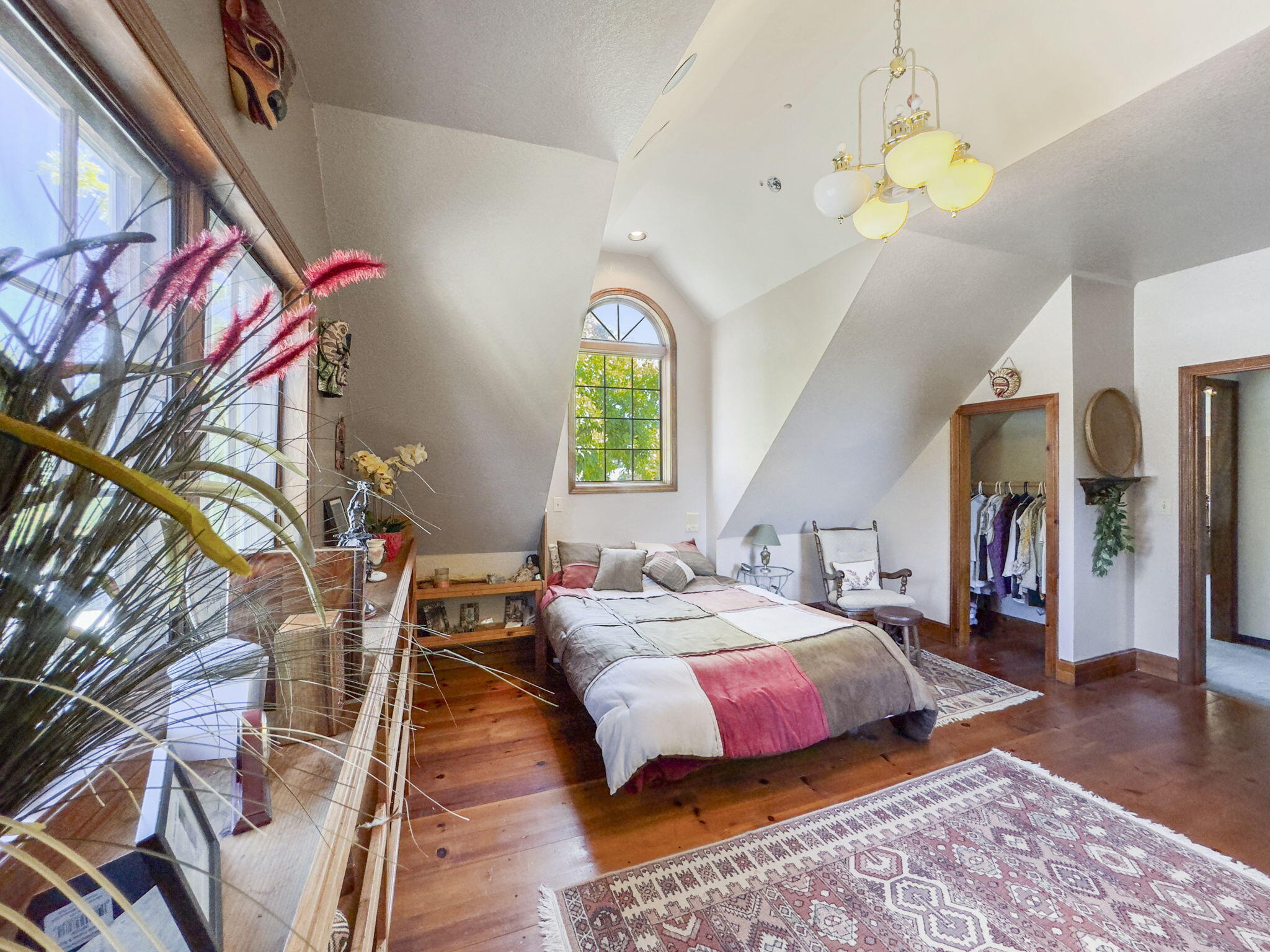 5686 Christine Drive