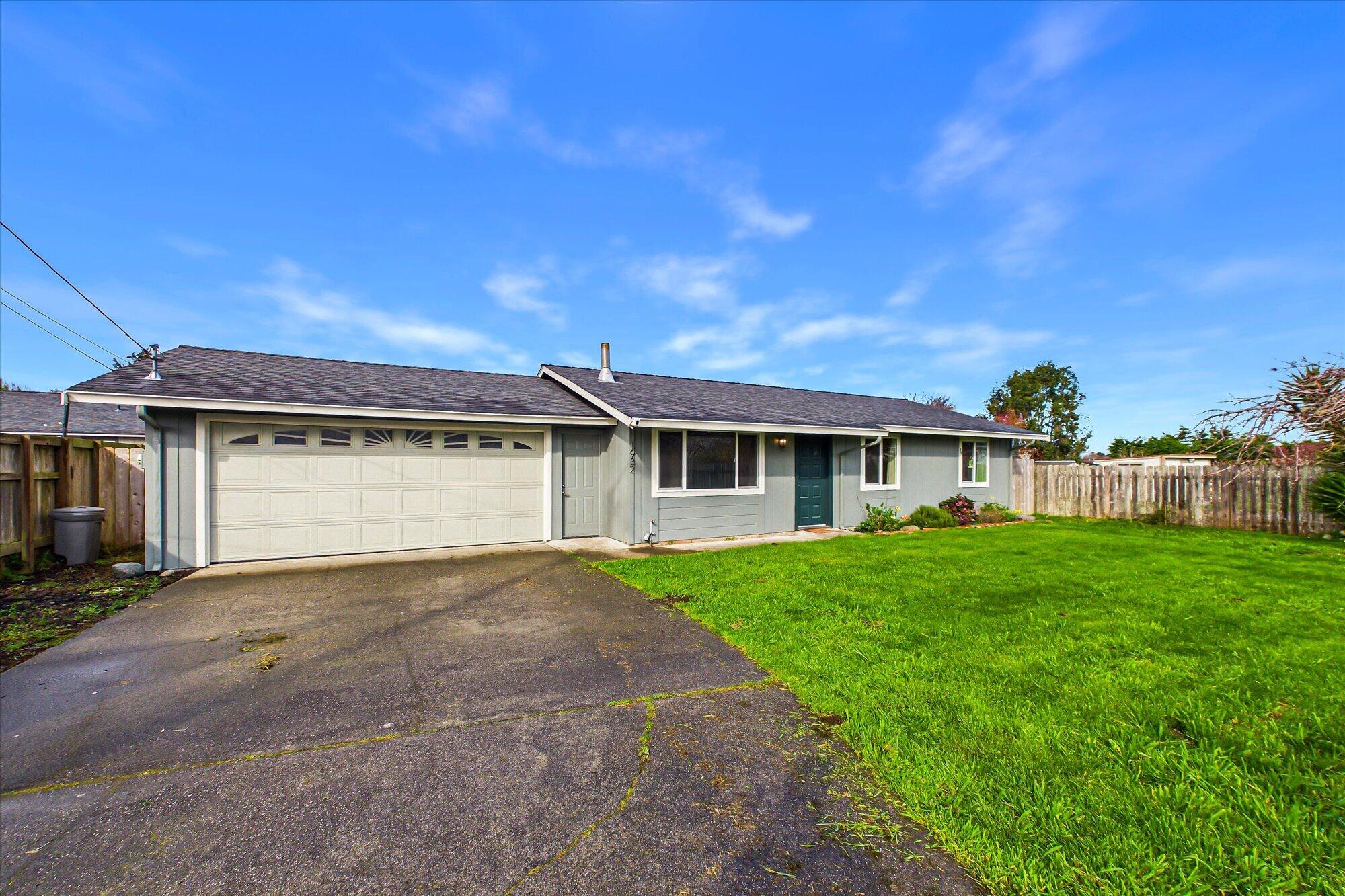 1932 Mckinleyville Avenue, McKinleyville