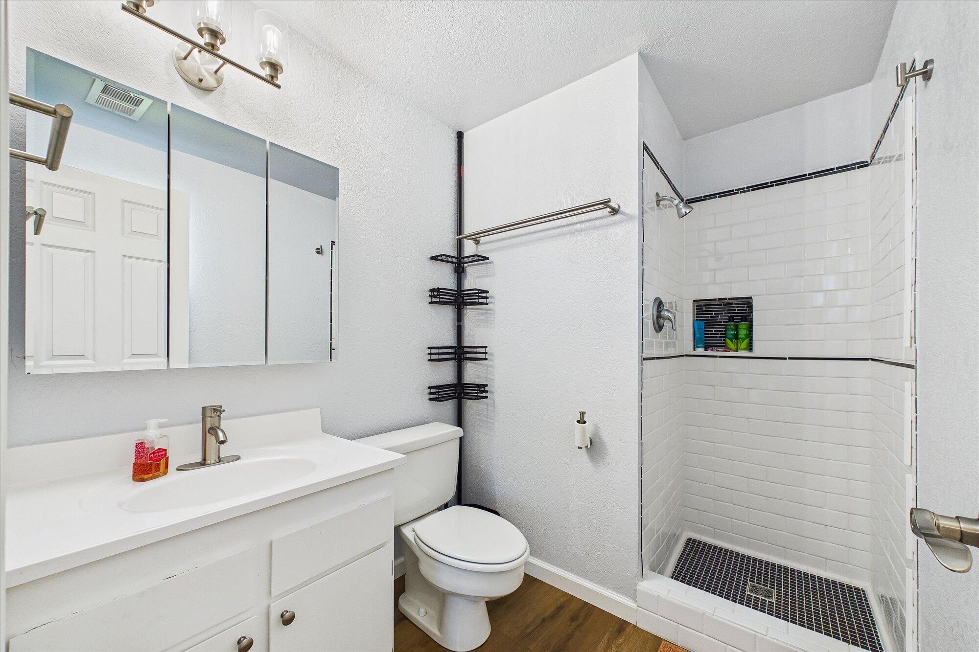 1932 Mckinleyville Avenue, McKinleyville