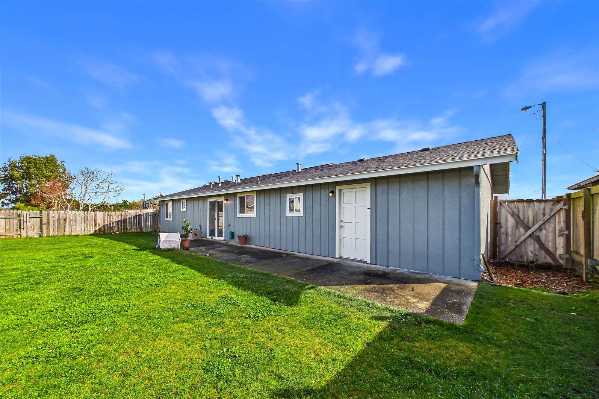 1932 Mckinleyville Avenue, McKinleyville