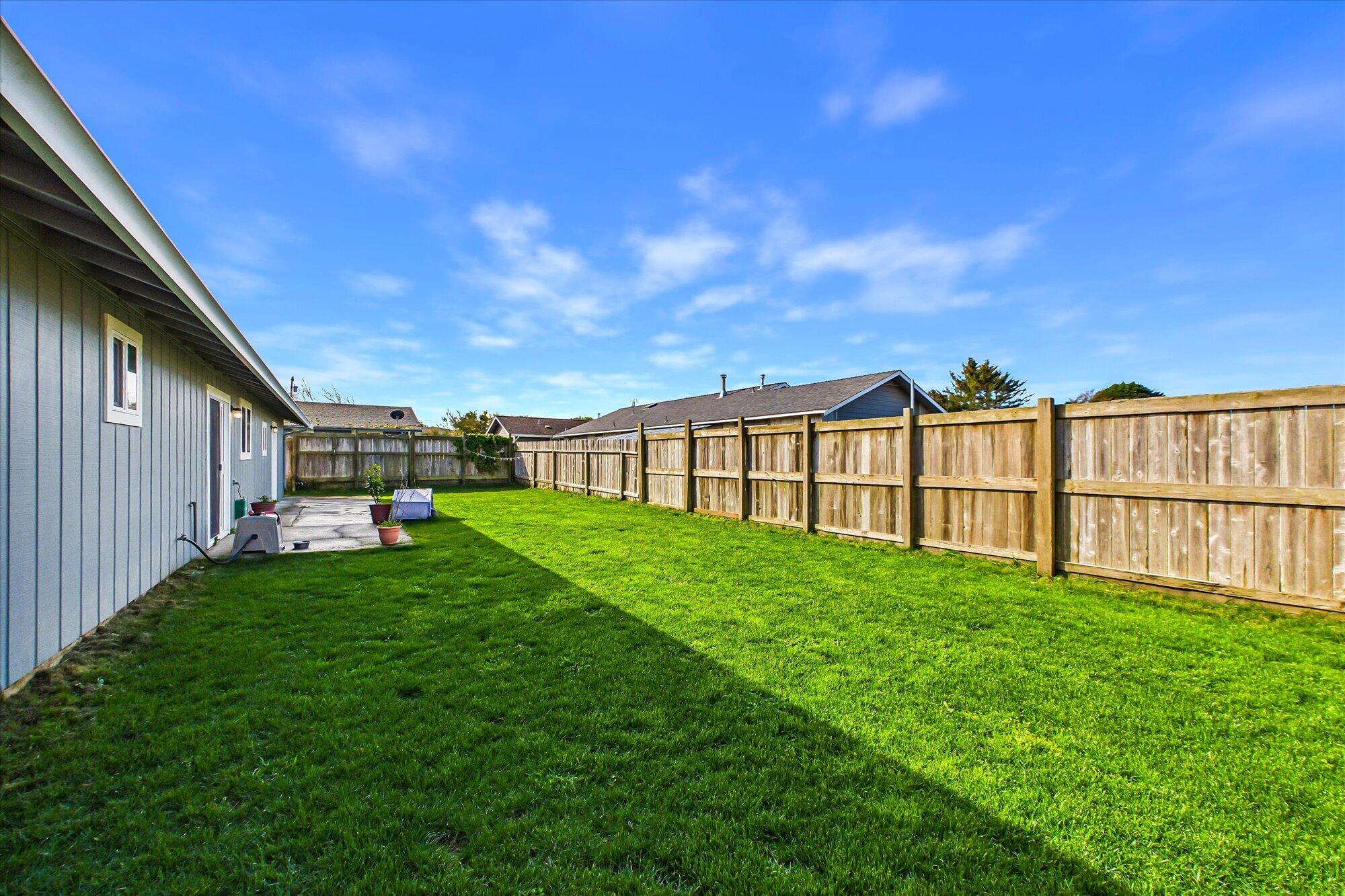 1932 Mckinleyville Avenue, McKinleyville