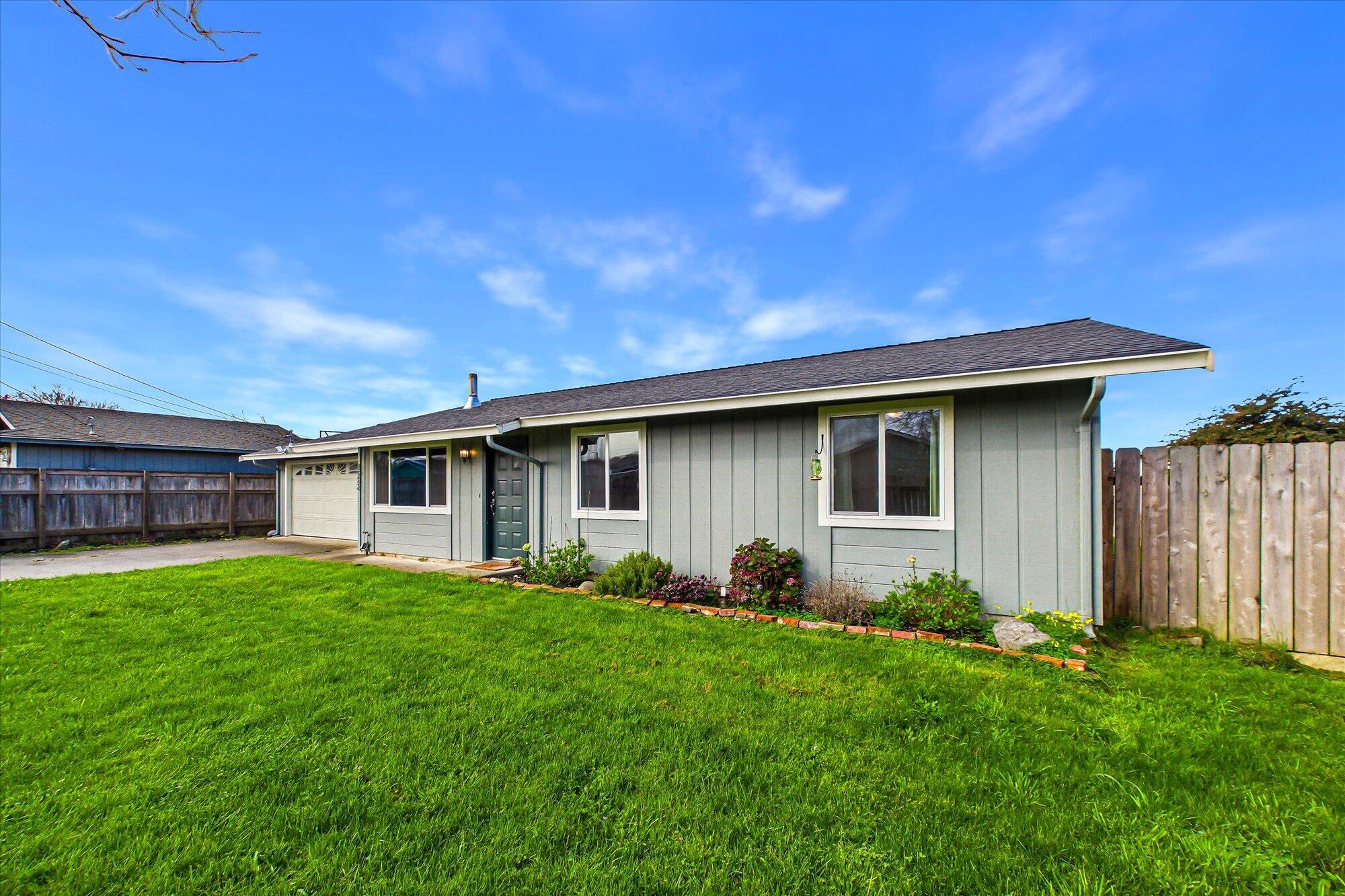 1932 Mckinleyville Avenue, McKinleyville